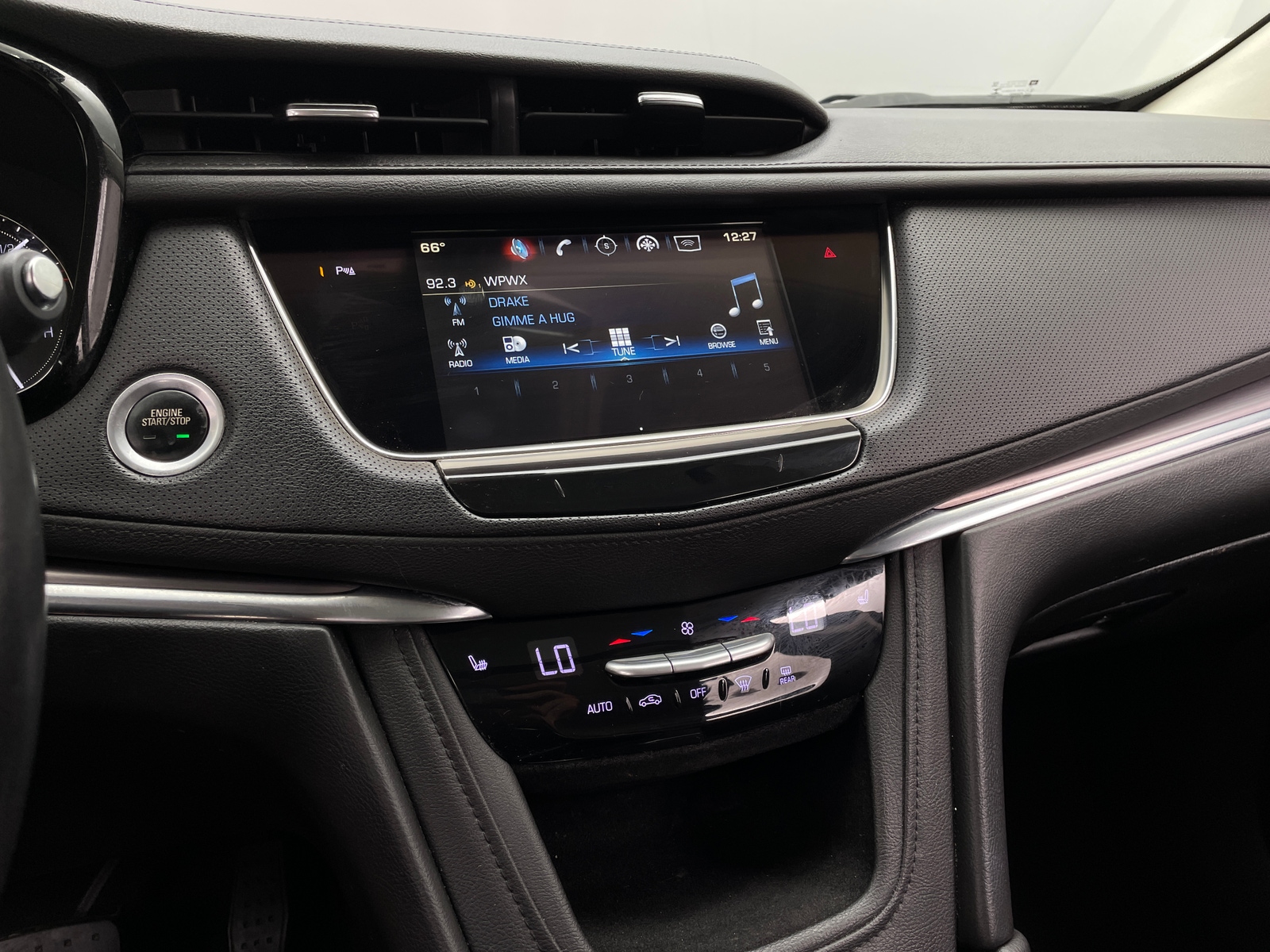 Thumbnail: 2018 Cadillac XT5 - 3