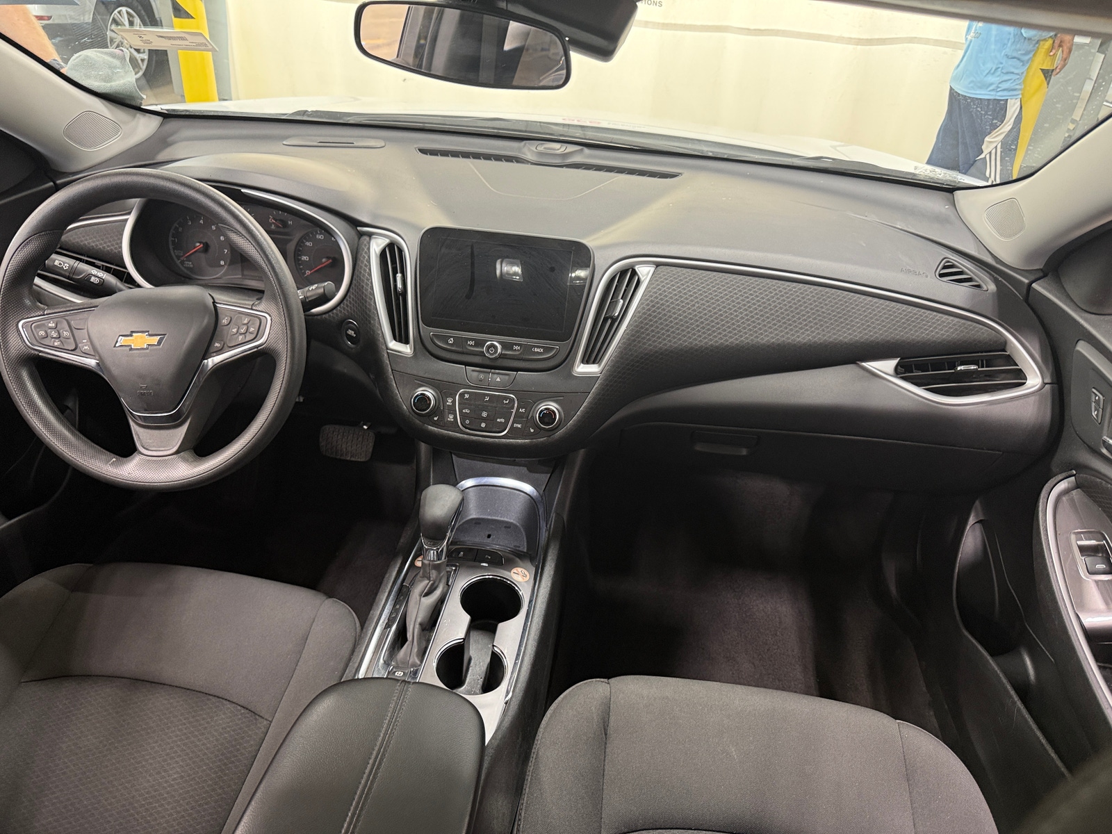 Thumbnail: 2024 Chevrolet Malibu - 3
