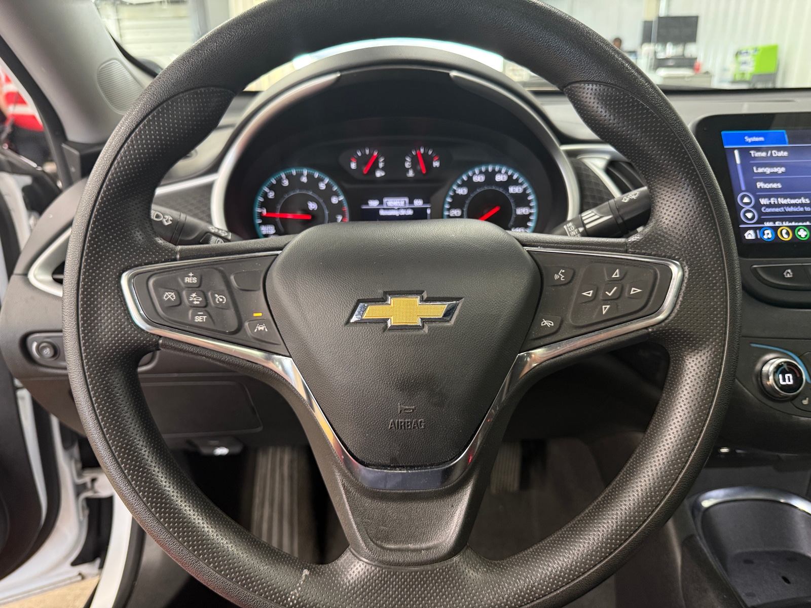 Thumbnail: 2024 Chevrolet Malibu - 5