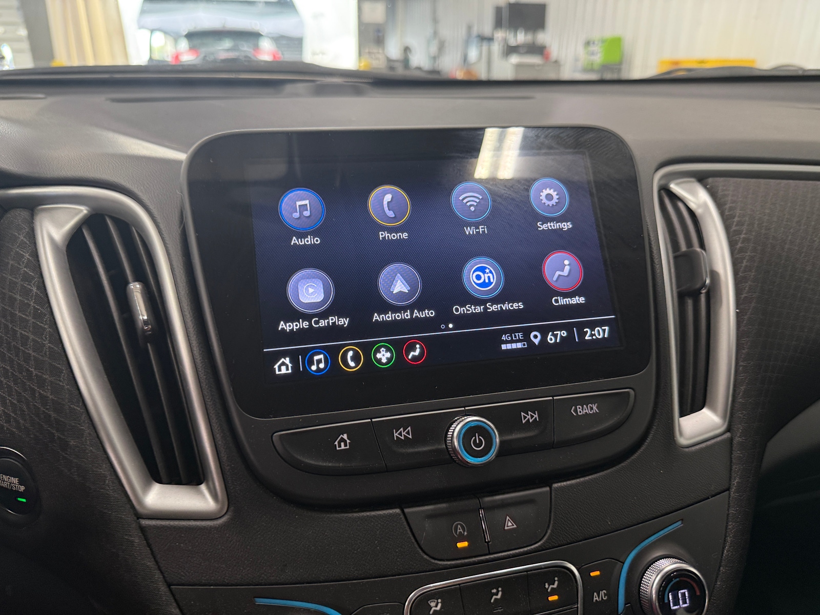 Thumbnail: 2024 Chevrolet Malibu - 4