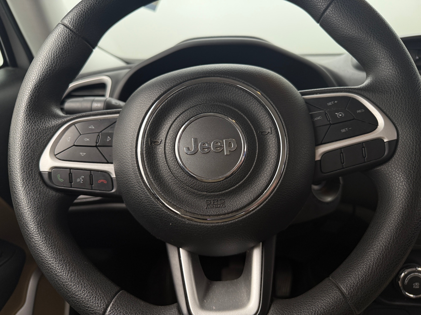 Thumbnail: 2017 Jeep Renegade - 5