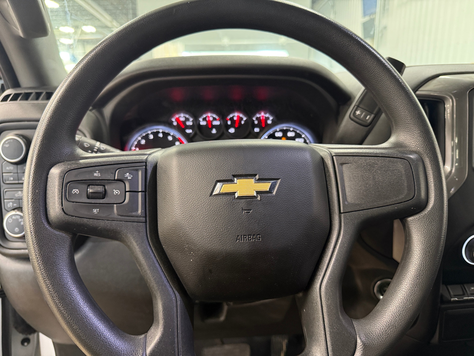 Thumbnail: 2023 Chevrolet Silverado 1500 - 5