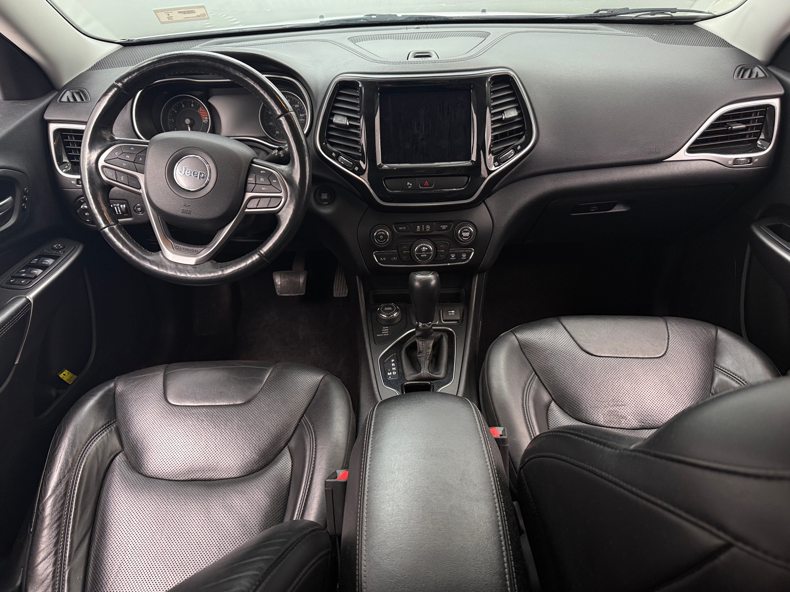 Thumbnail: 2019 Jeep Cherokee - 2