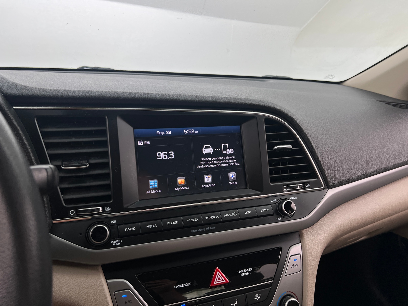 Thumbnail: 2018 Hyundai Elantra - 4