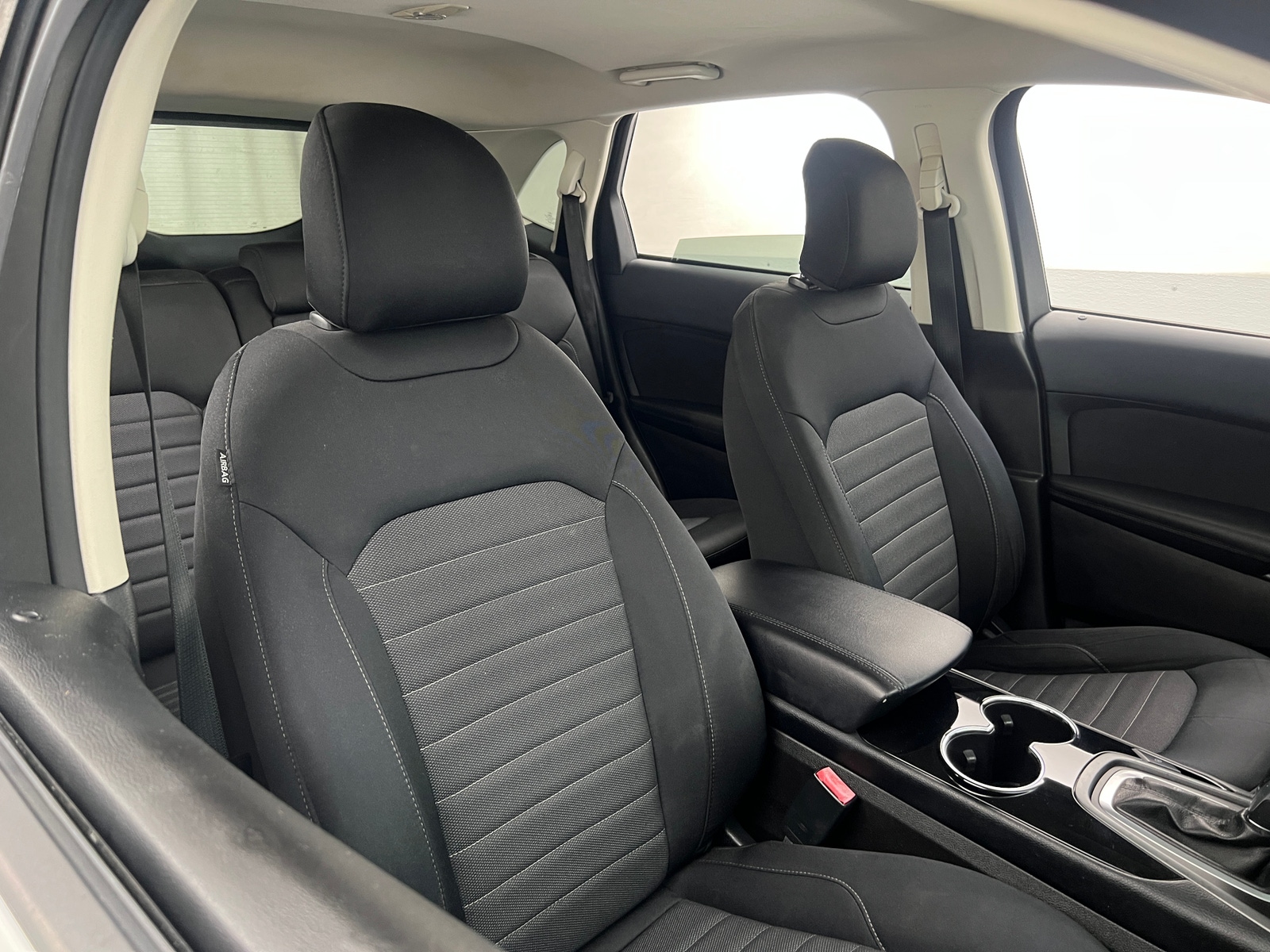 Thumbnail: 2015 Ford Edge - 2
