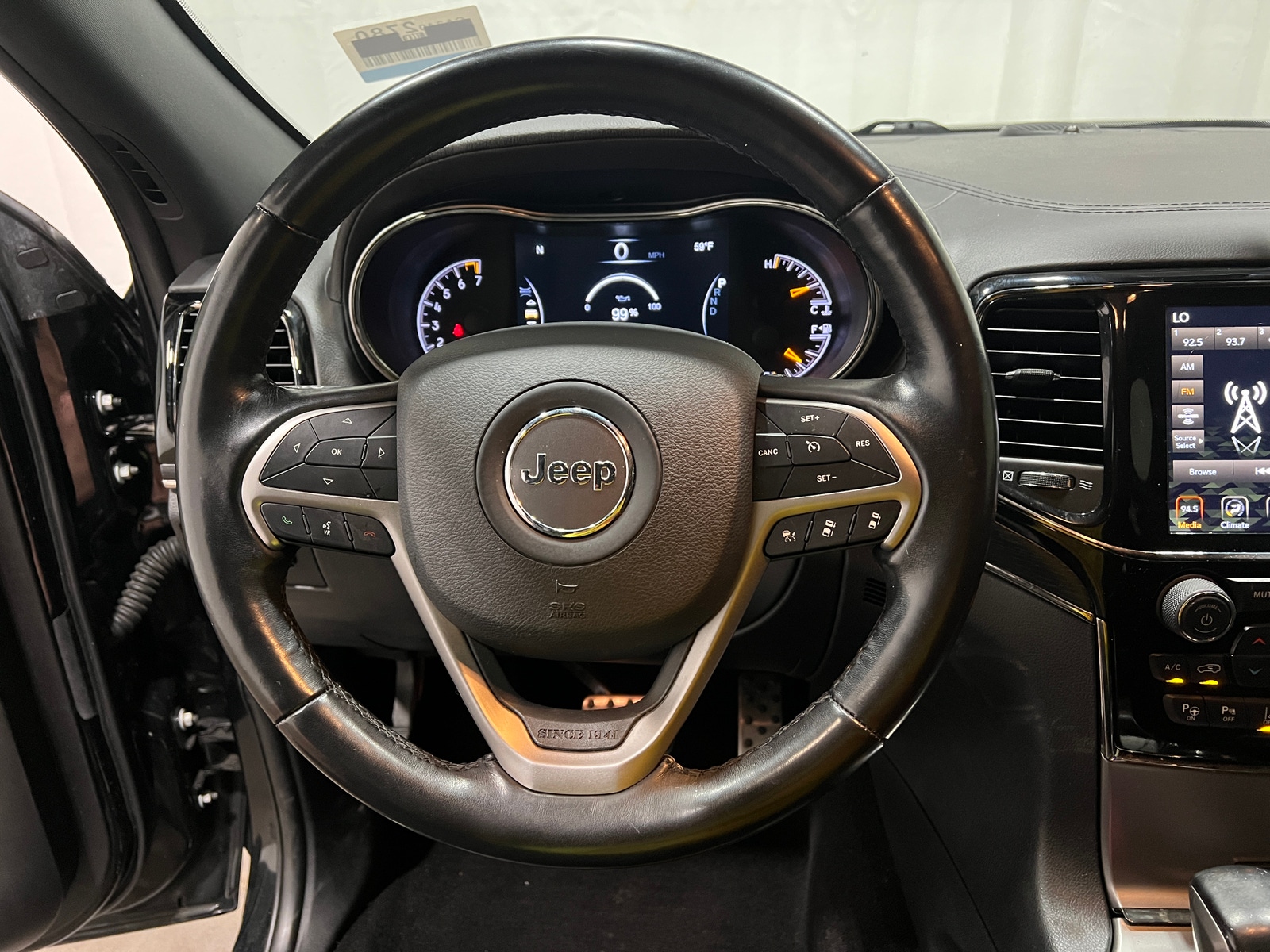 Thumbnail: 2020 Jeep Grand Cherokee - 4