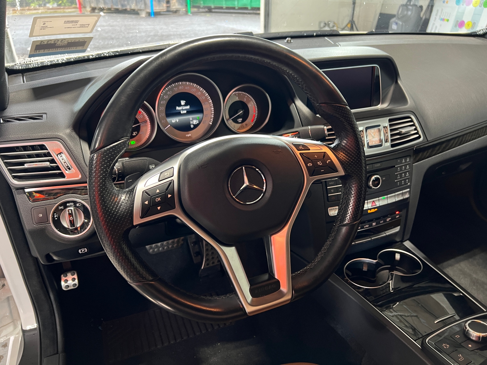 Thumbnail: 2016 Mercedes-Benz E-Class - 4