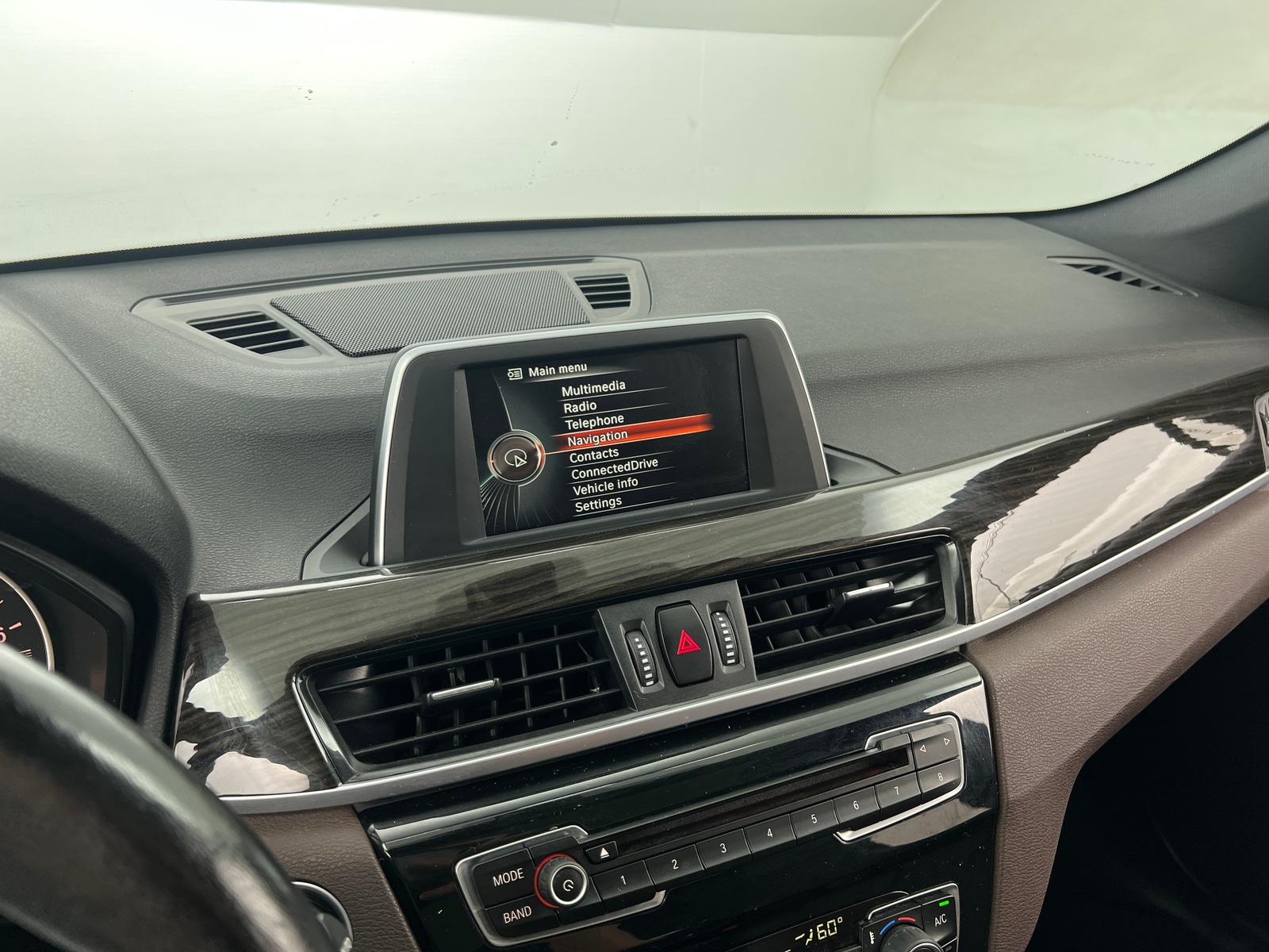 Thumbnail: 2017 BMW X1 - 3