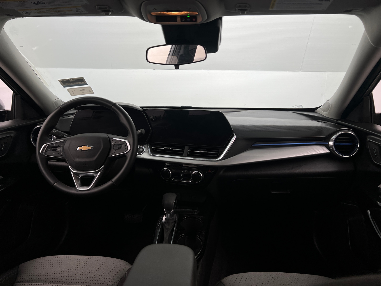 Thumbnail: 2024 Chevrolet Trax - 3