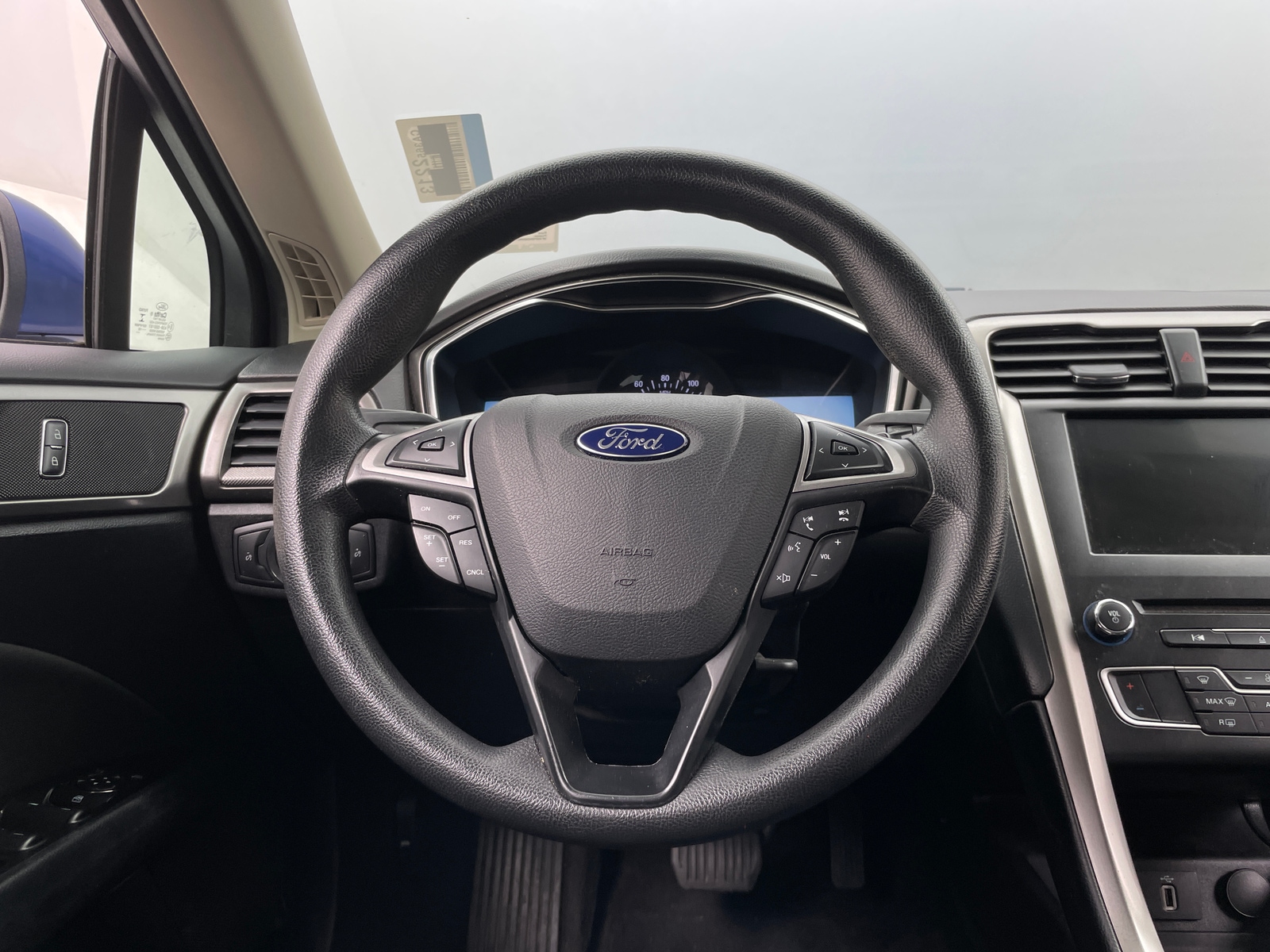 Thumbnail: 2017 Ford Fusion - 5