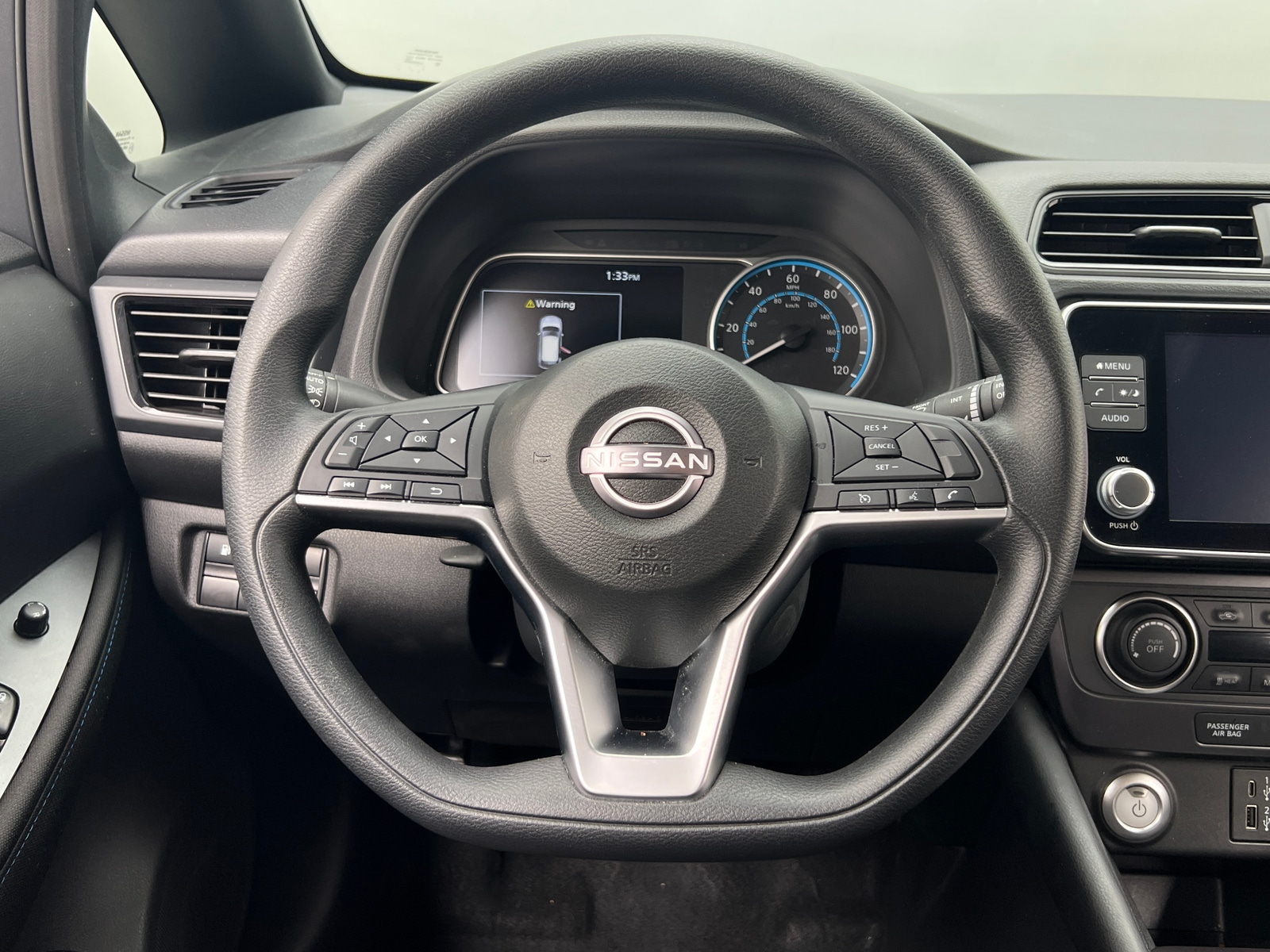 Thumbnail: 2023 Nissan Leaf - 5
