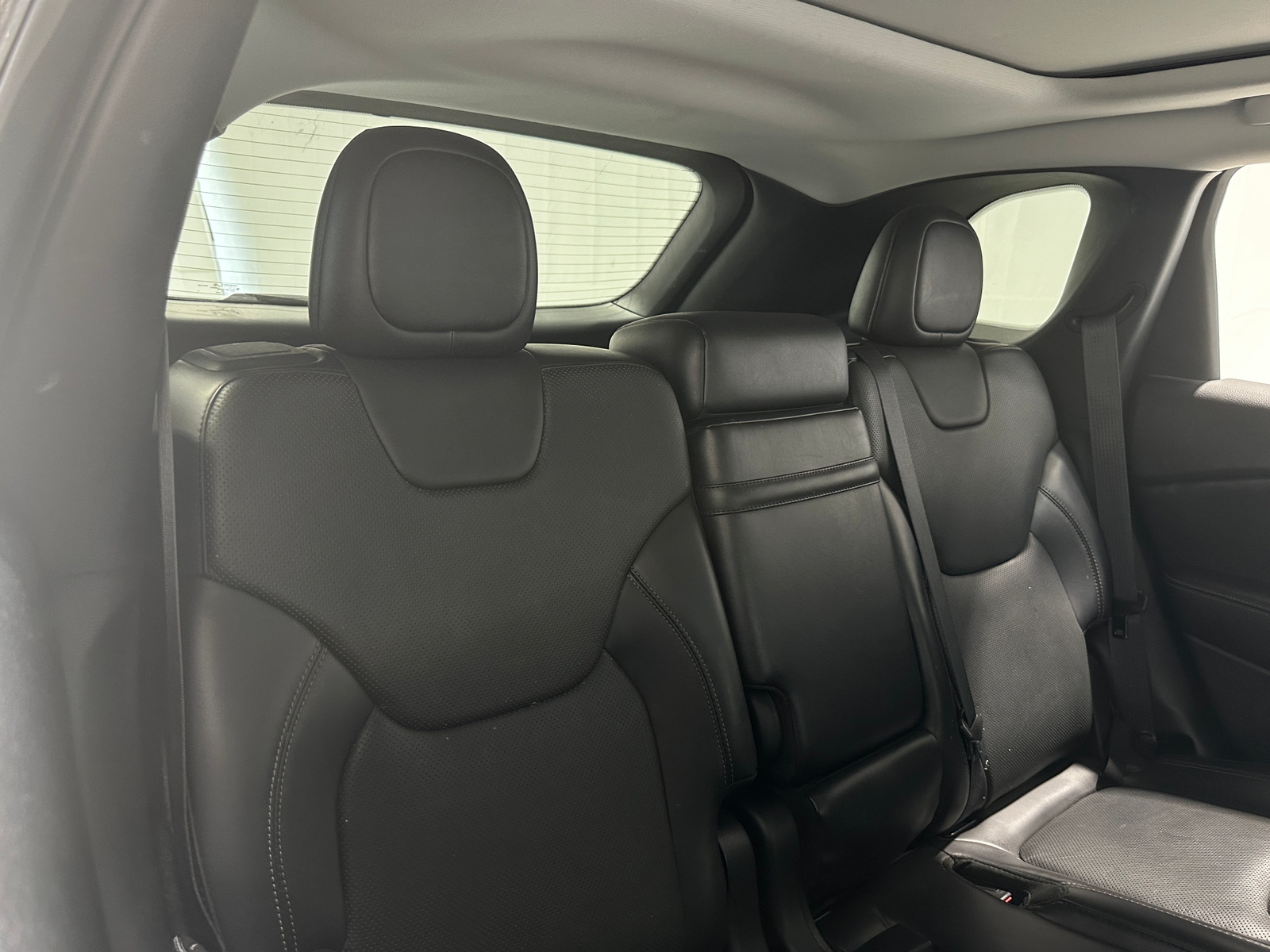 Thumbnail: 2019 Jeep Cherokee - 5