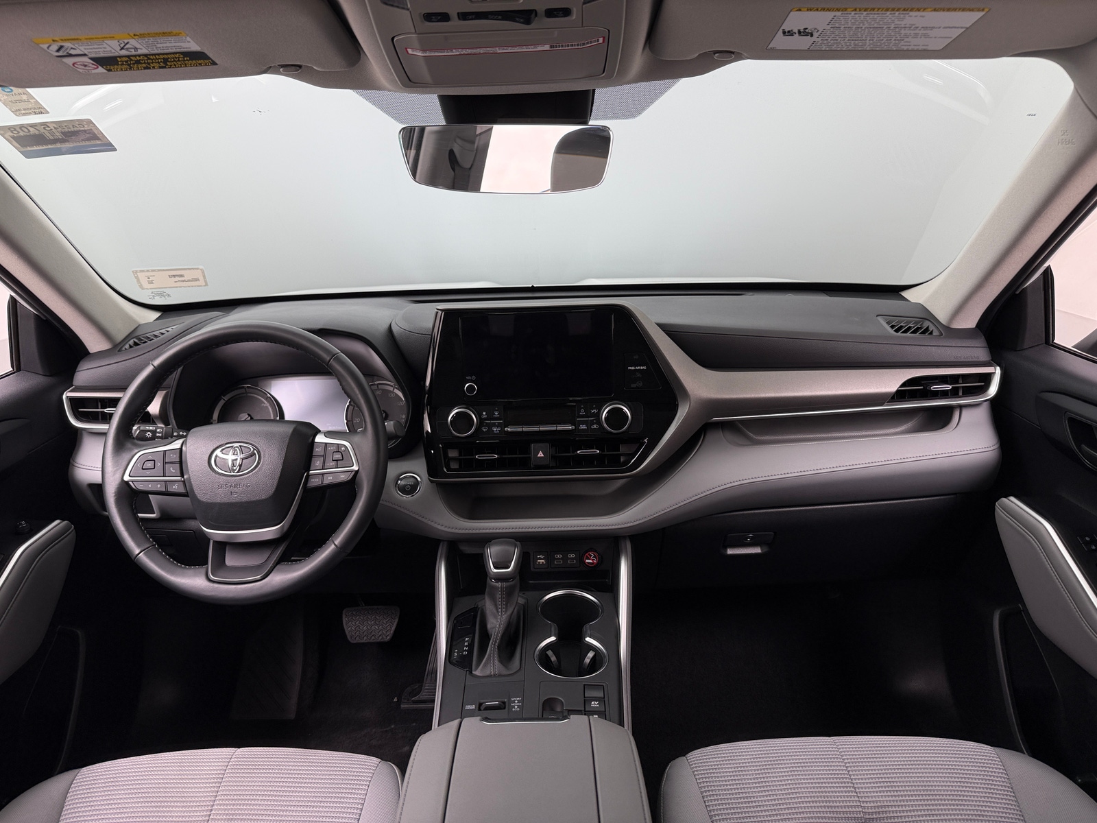 Thumbnail: 2023 Toyota Highlander - 3