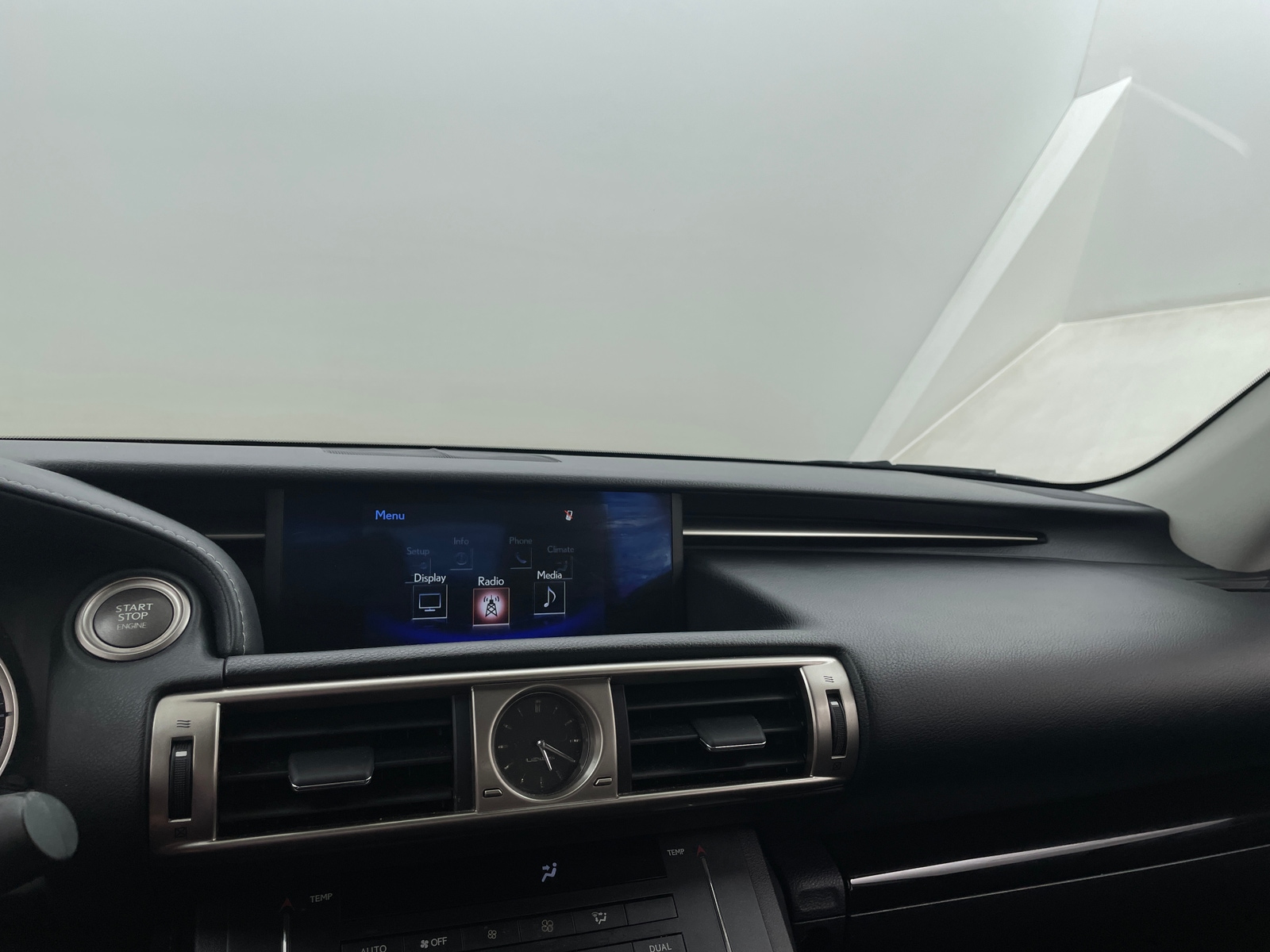 Thumbnail: 2016 Lexus IS - 3
