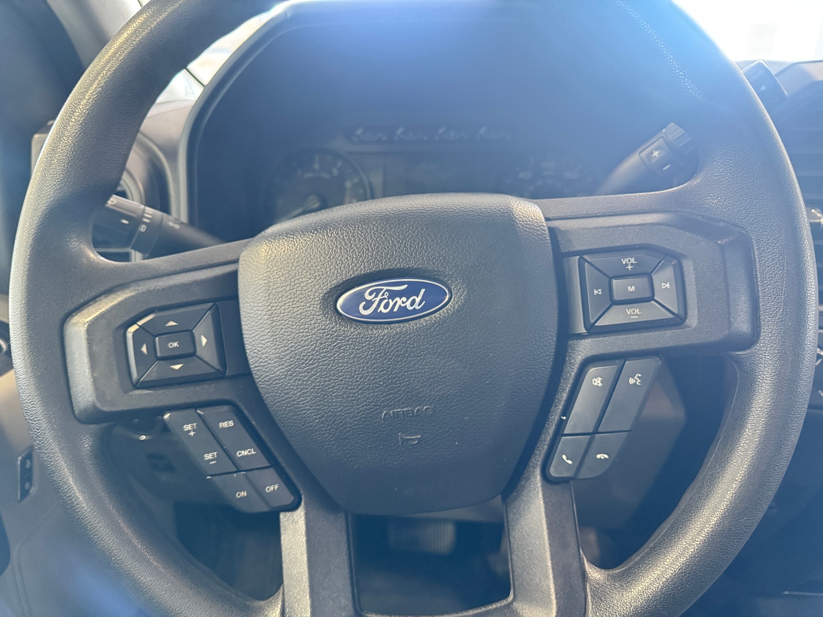 Thumbnail: 2020 Ford Econoline - 5