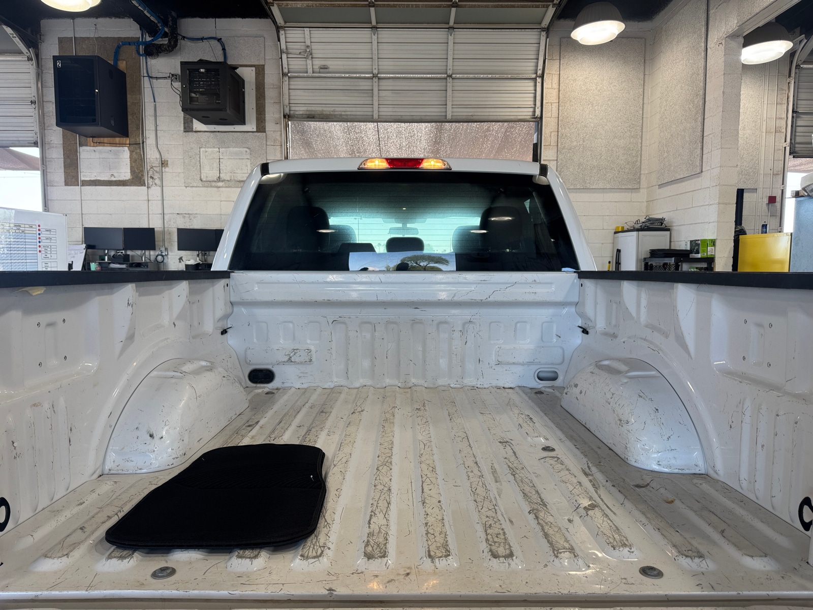 Thumbnail: 2020 Ford Econoline - 7