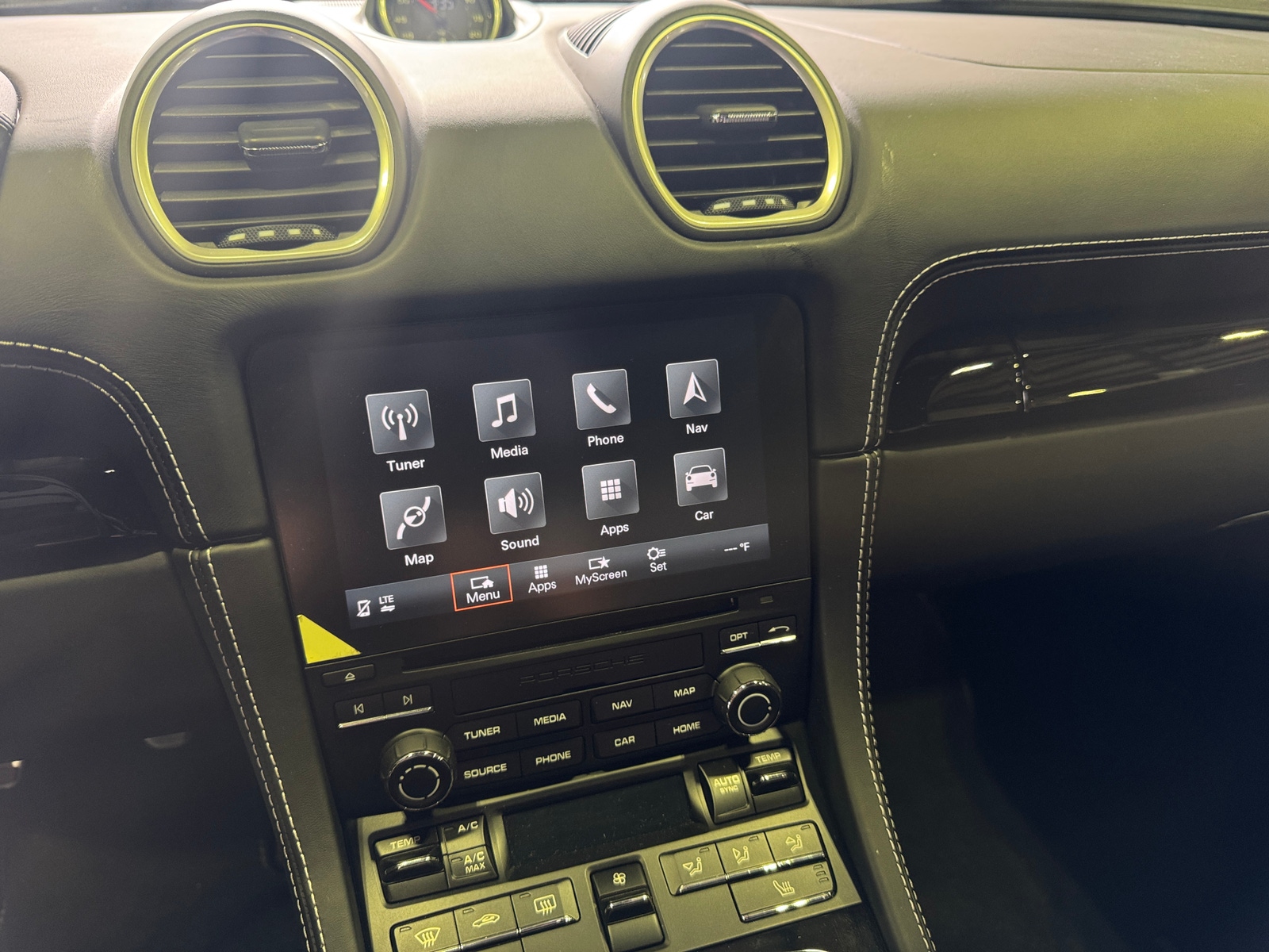 Thumbnail: 2023 Porsche 718 Cayman - 3