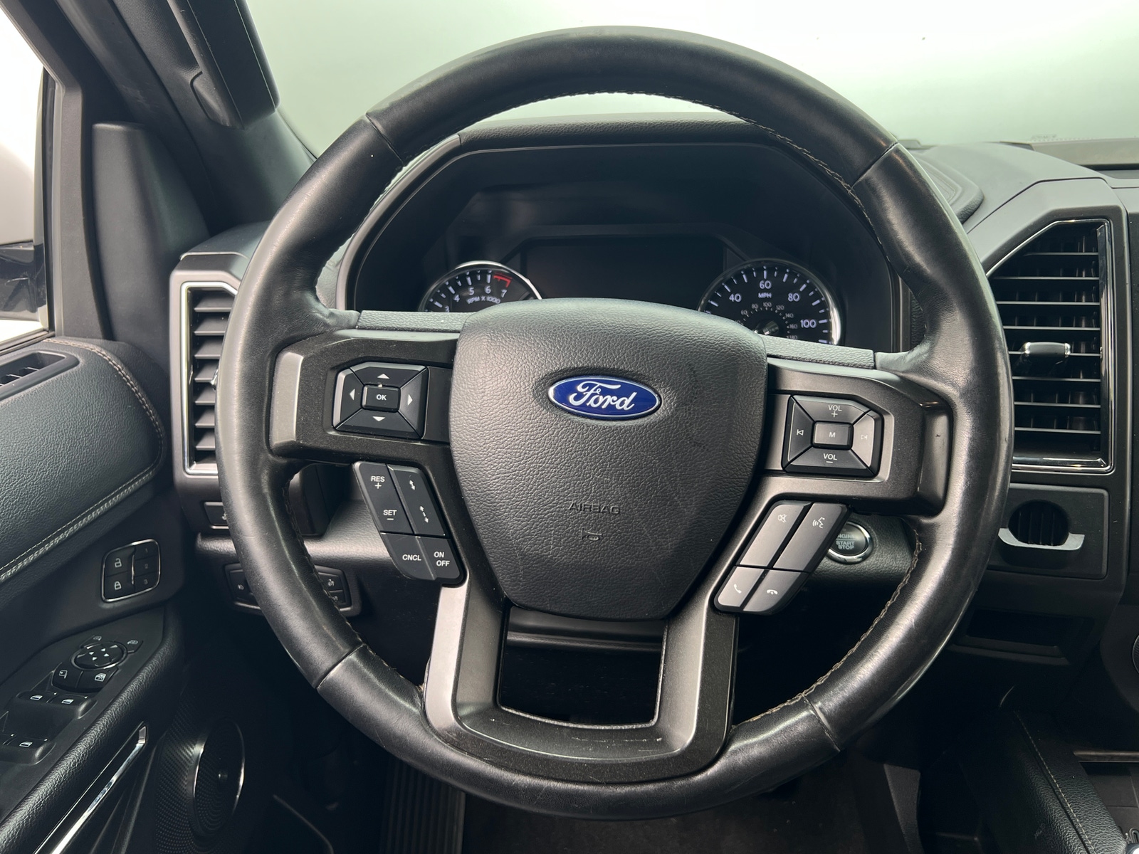 Thumbnail: 2020 Ford Expedition MAX - 4