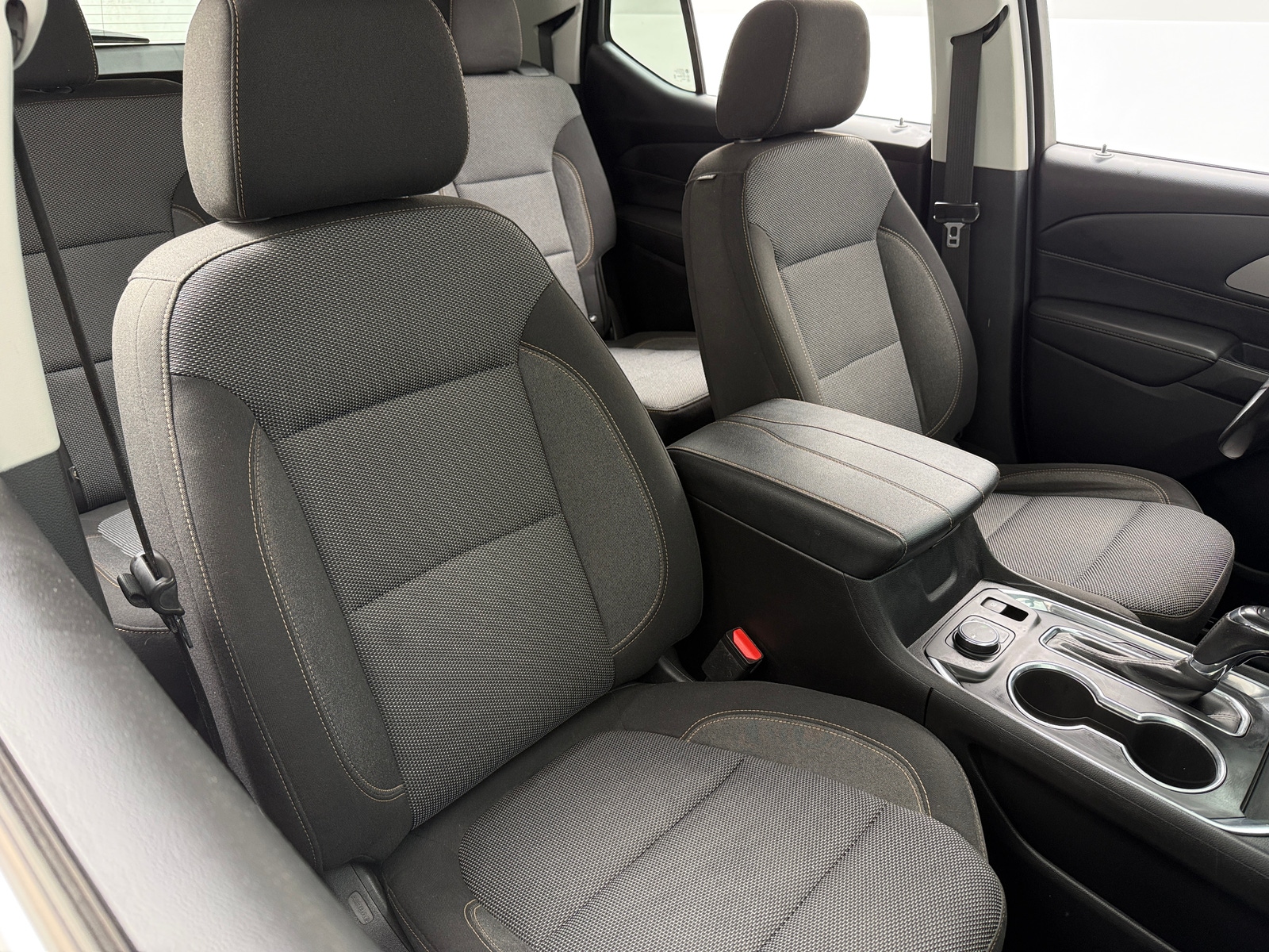 Thumbnail: 2020 Chevrolet Traverse - 2