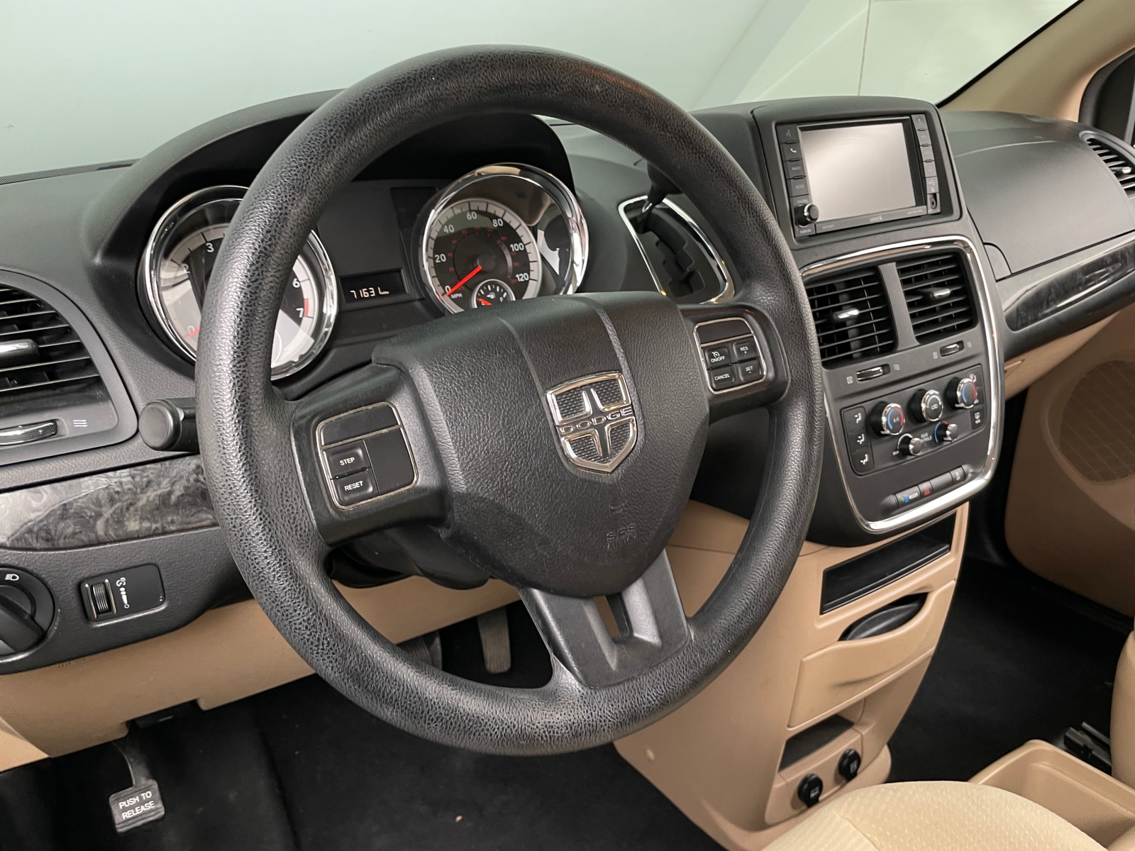 Thumbnail: 2014 Dodge Grand Caravan - 5