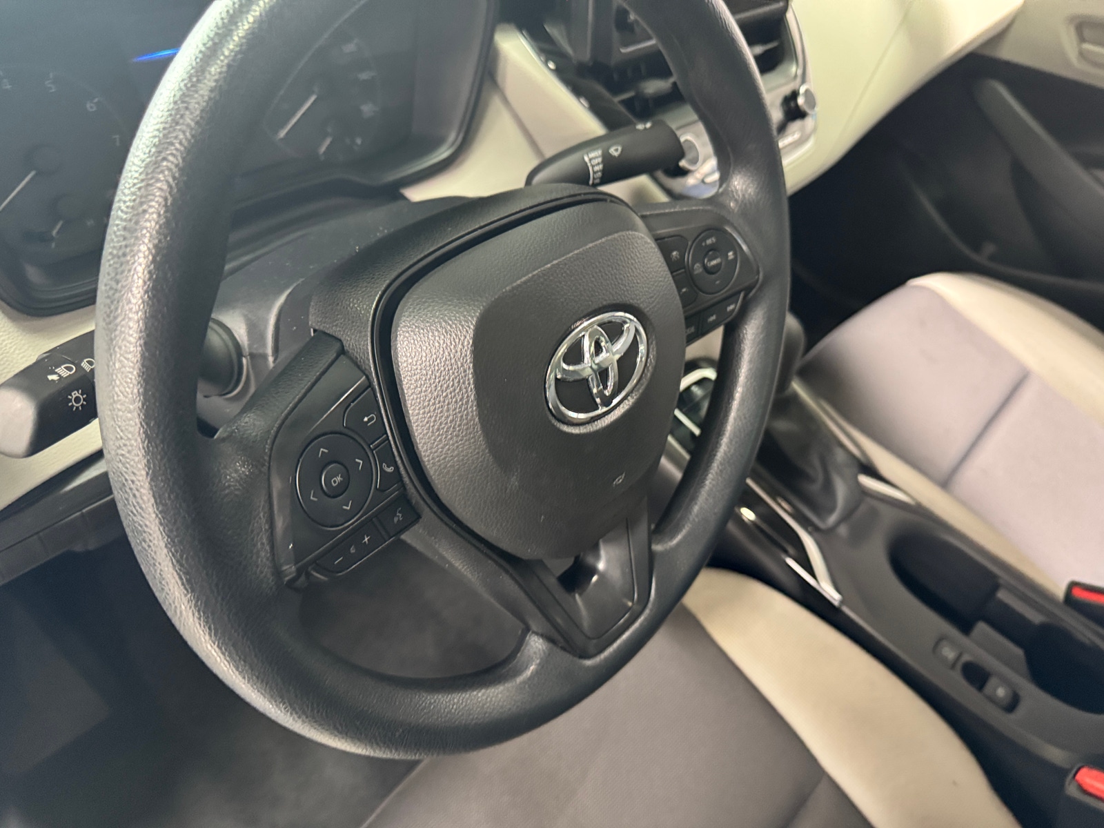 Thumbnail: 2025 Toyota Corolla - 5