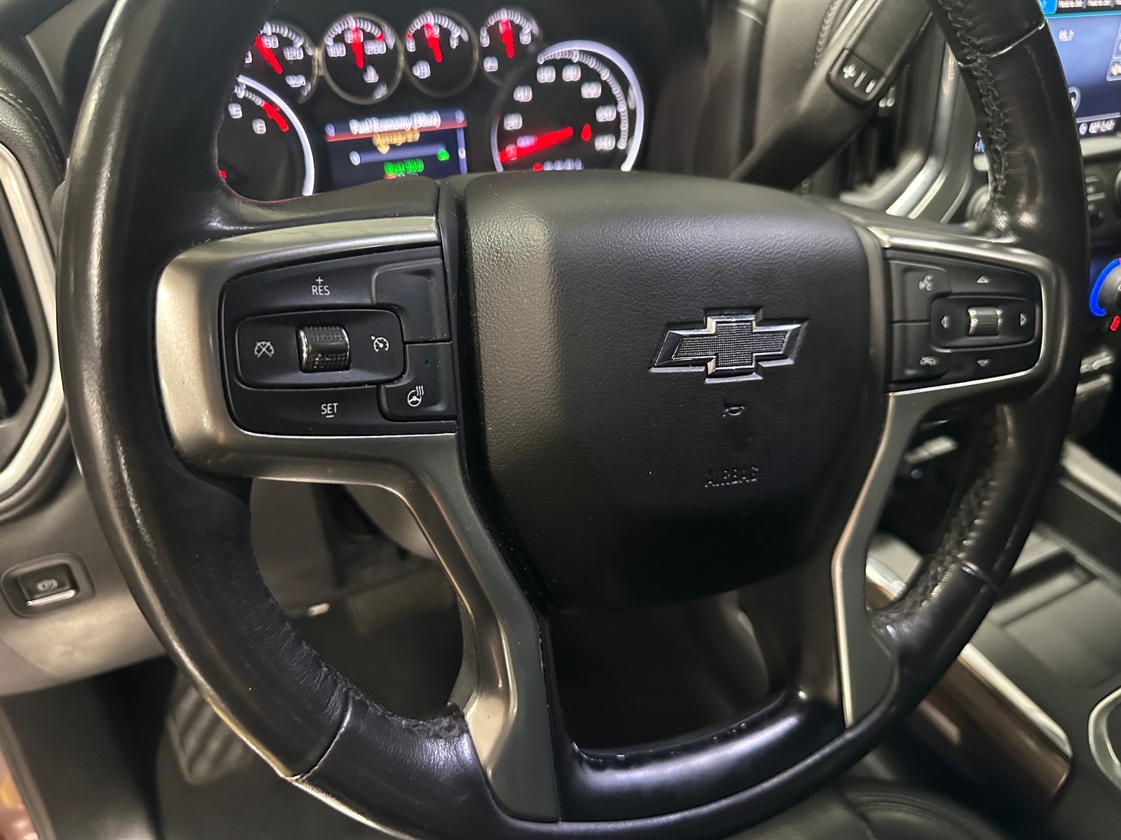 Thumbnail: 2019 Chevrolet Silverado 1500 - 5
