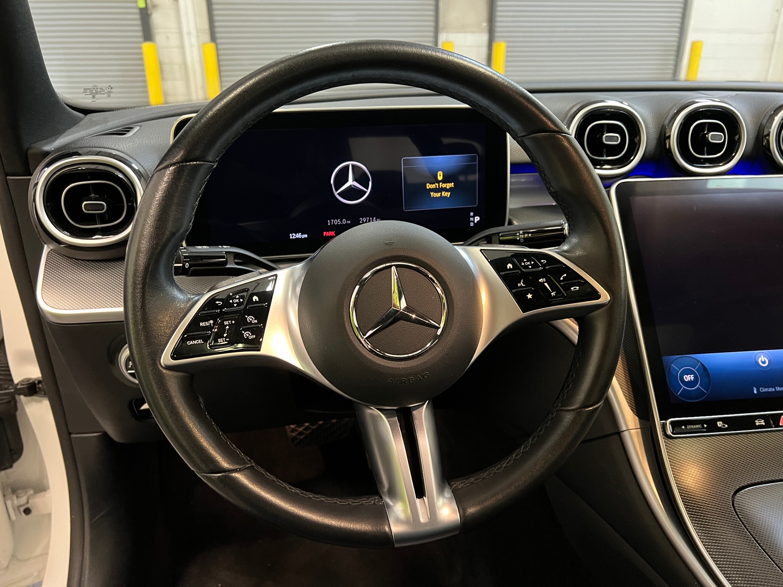 Thumbnail: 2024 Mercedes-Benz C-Class - 4