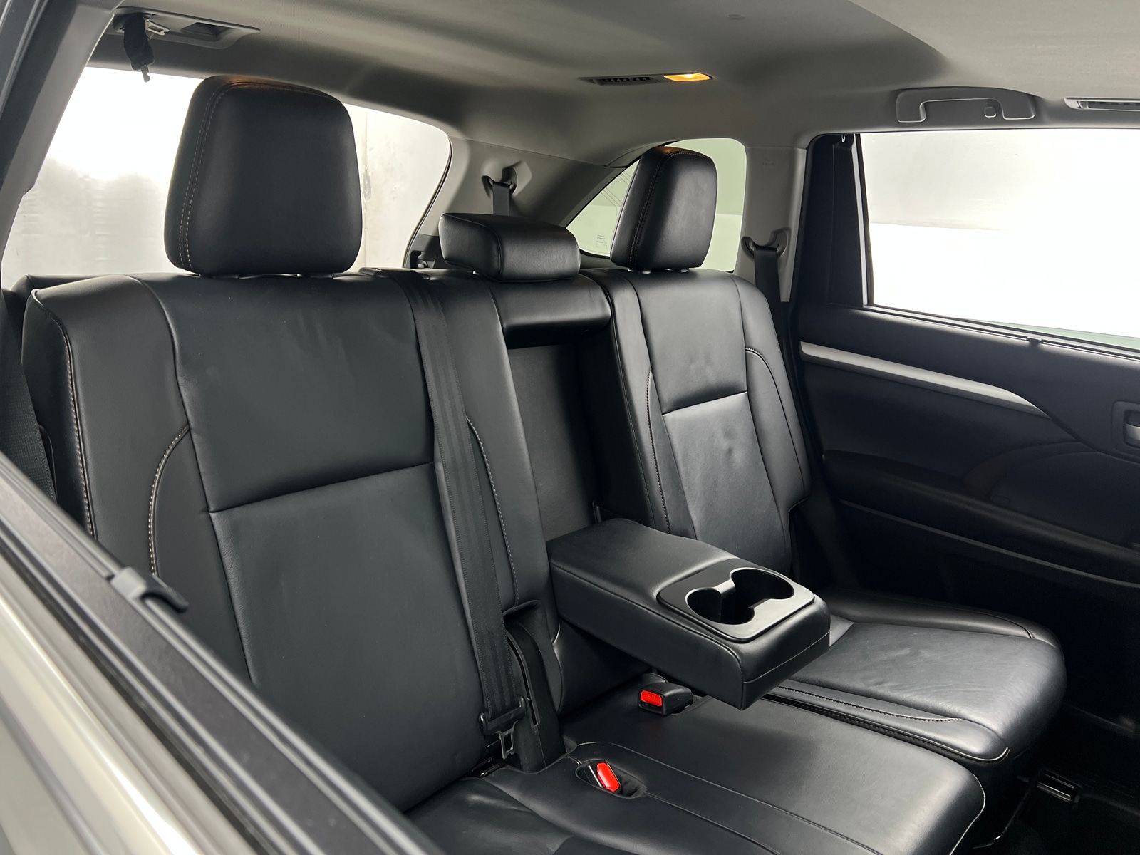 Thumbnail: 2019 Toyota Highlander - 5