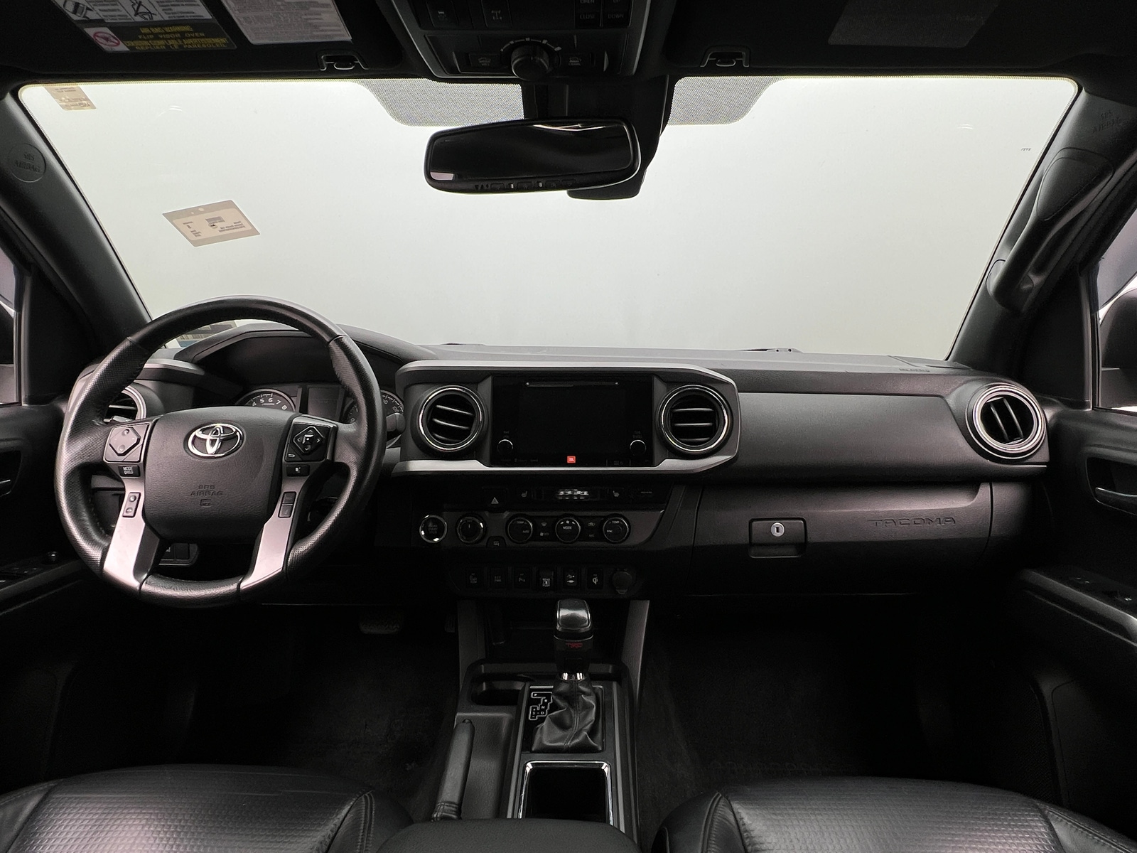 Thumbnail: 2019 Toyota Tacoma - 3