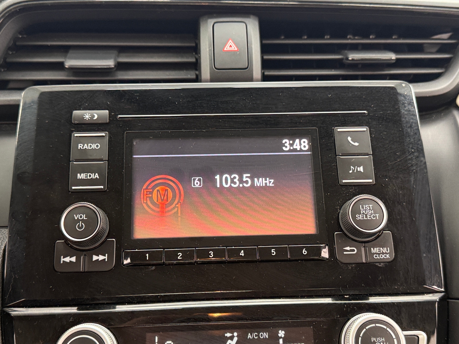 Thumbnail: 2019 Honda Insight - 4
