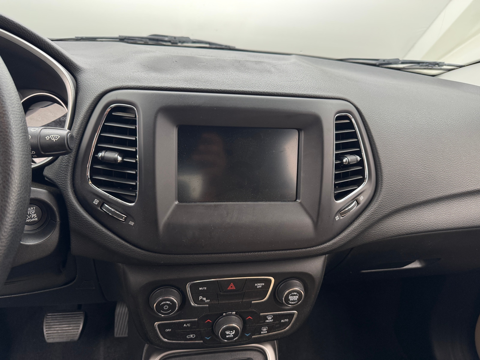 Thumbnail: 2018 Jeep Compass - 4
