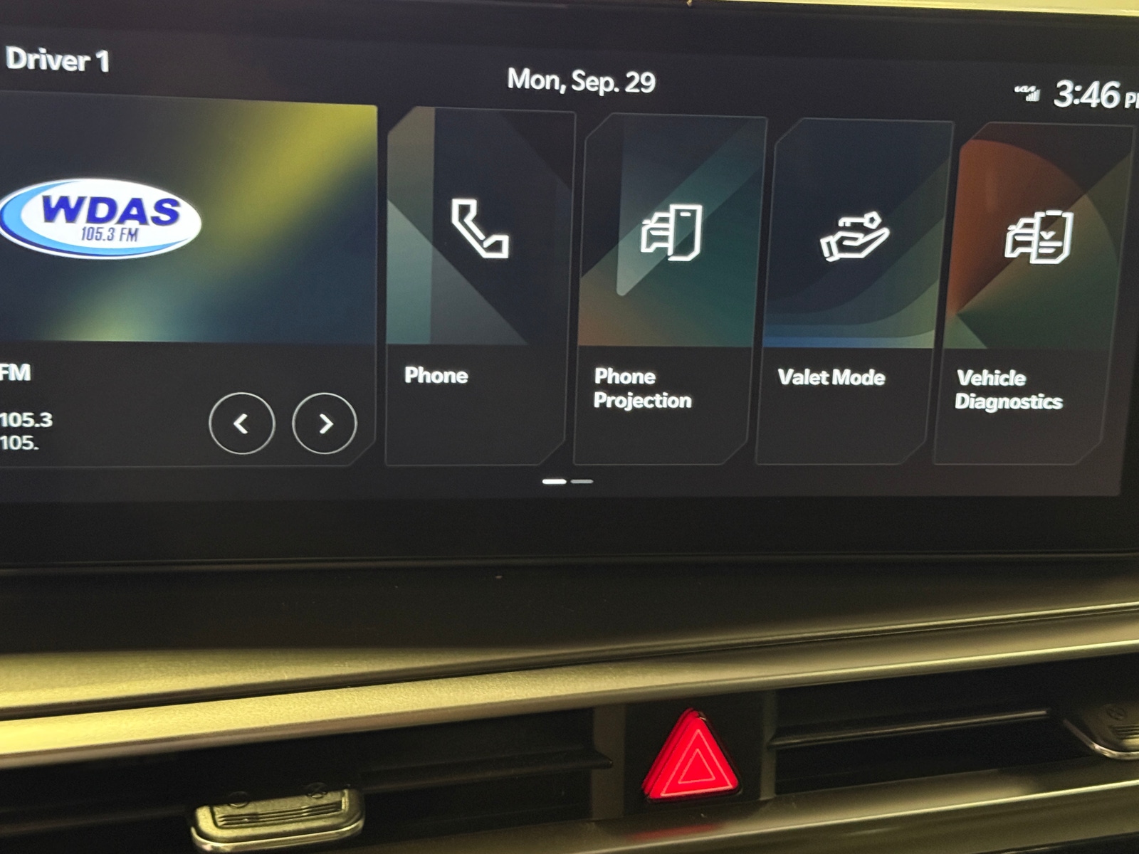 Thumbnail: 2025 Kia Sorento - 4