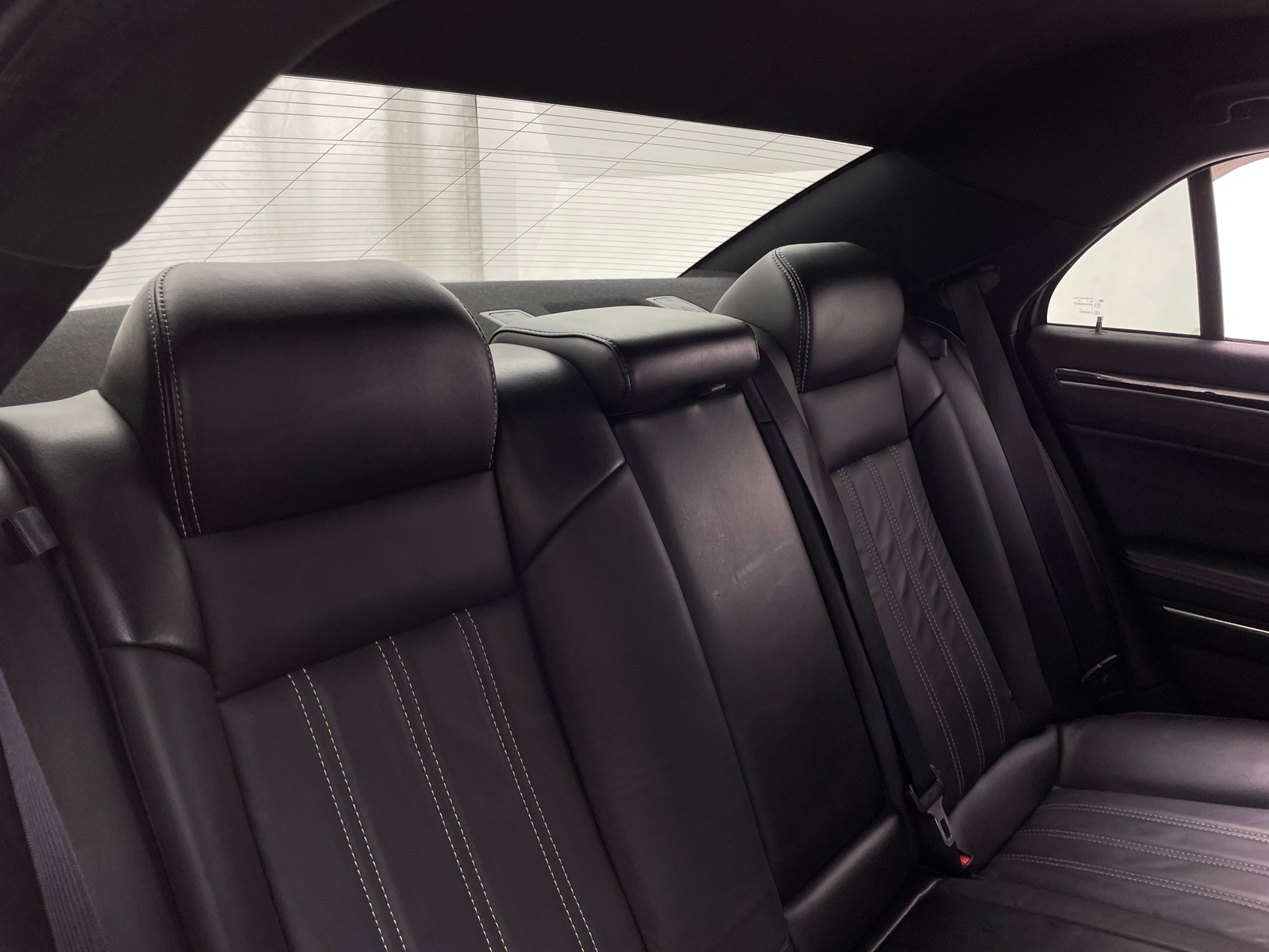 Thumbnail: 2018 Chrysler 300 - 5