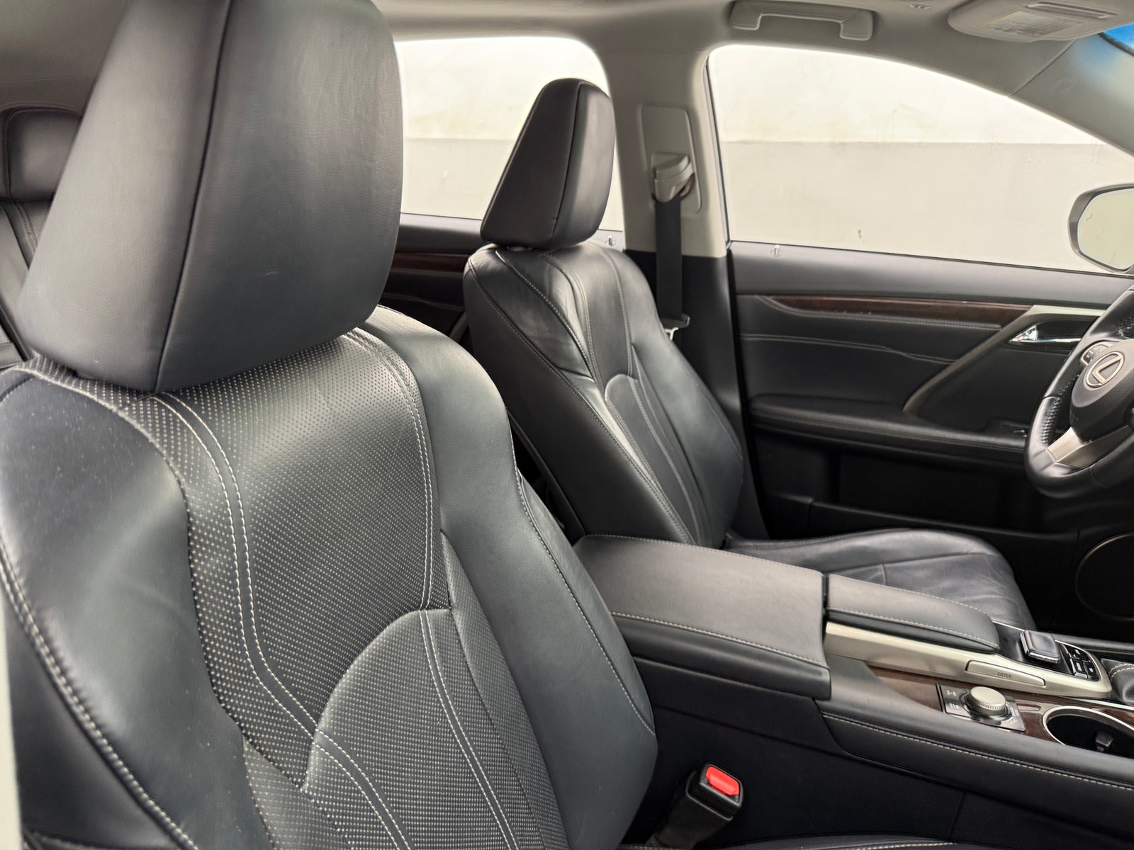 Thumbnail: 2016 Lexus RX - 2
