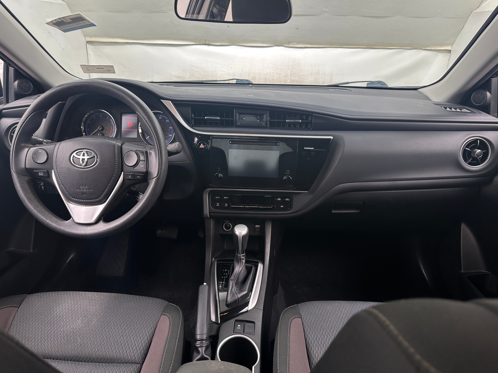 Thumbnail: 2017 Toyota Corolla - 3