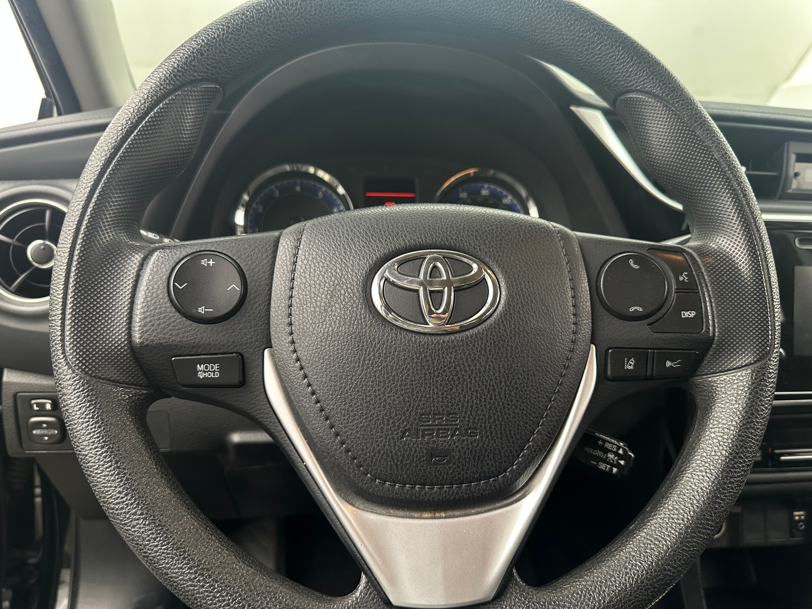 Thumbnail: 2017 Toyota Corolla - 5