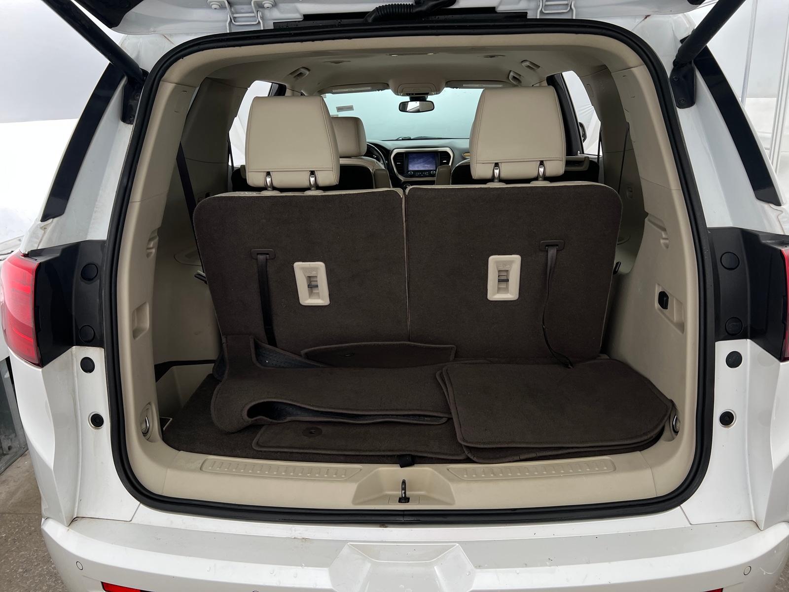 Thumbnail: 2017 GMC Acadia - 6