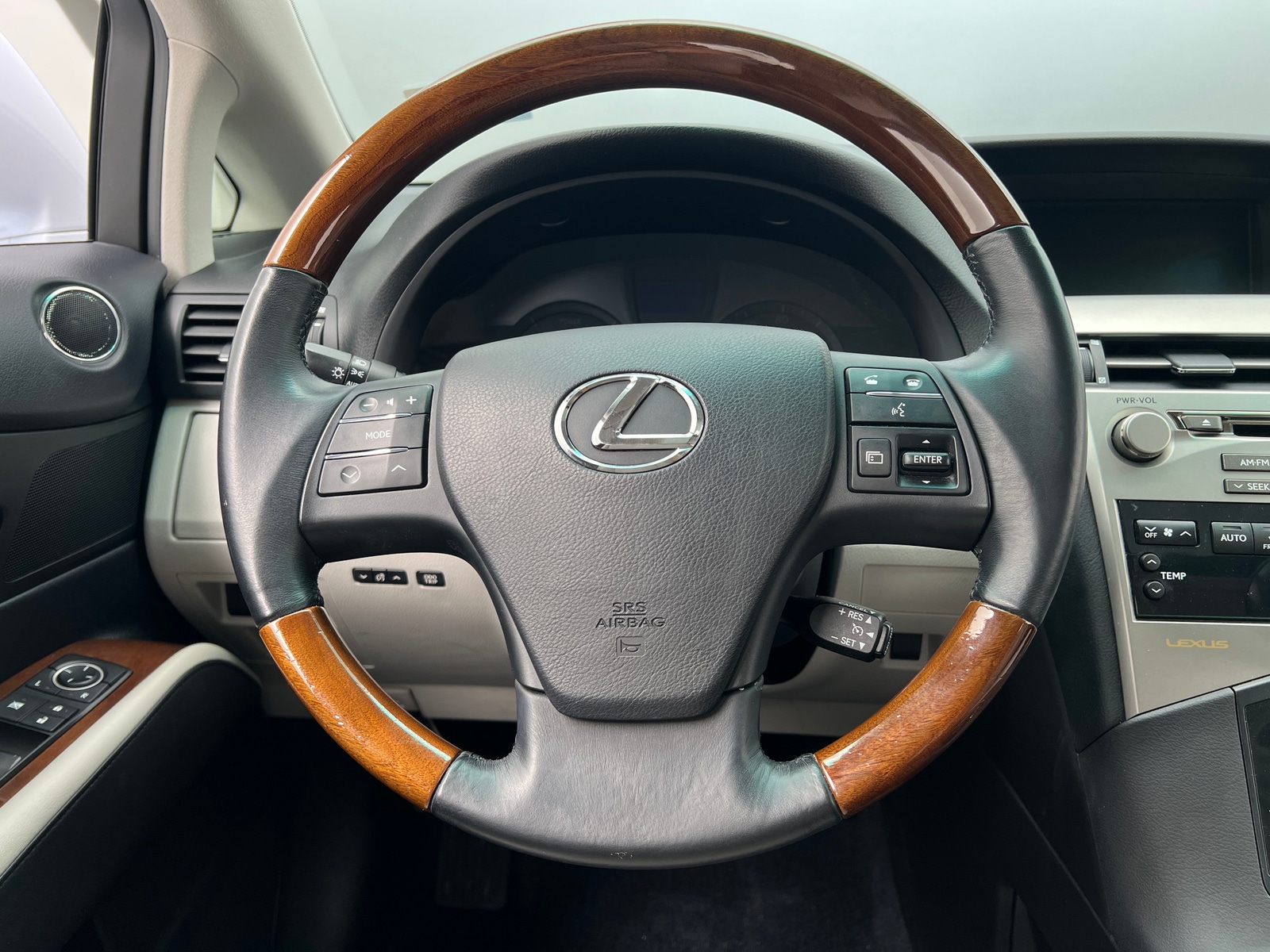 Thumbnail: 2010 Lexus RX - 5