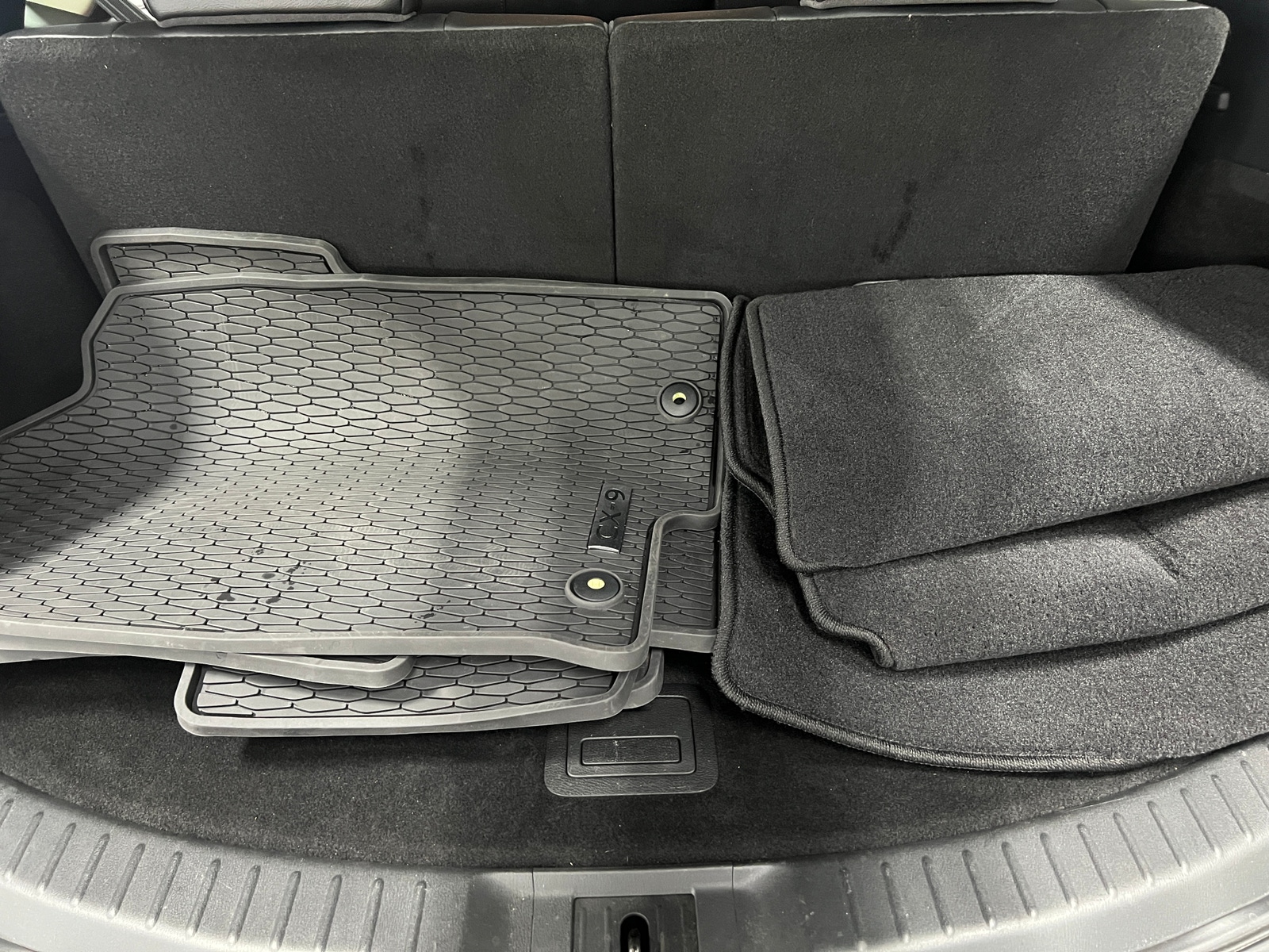 Thumbnail: 2022 Mazda CX-9 - 6