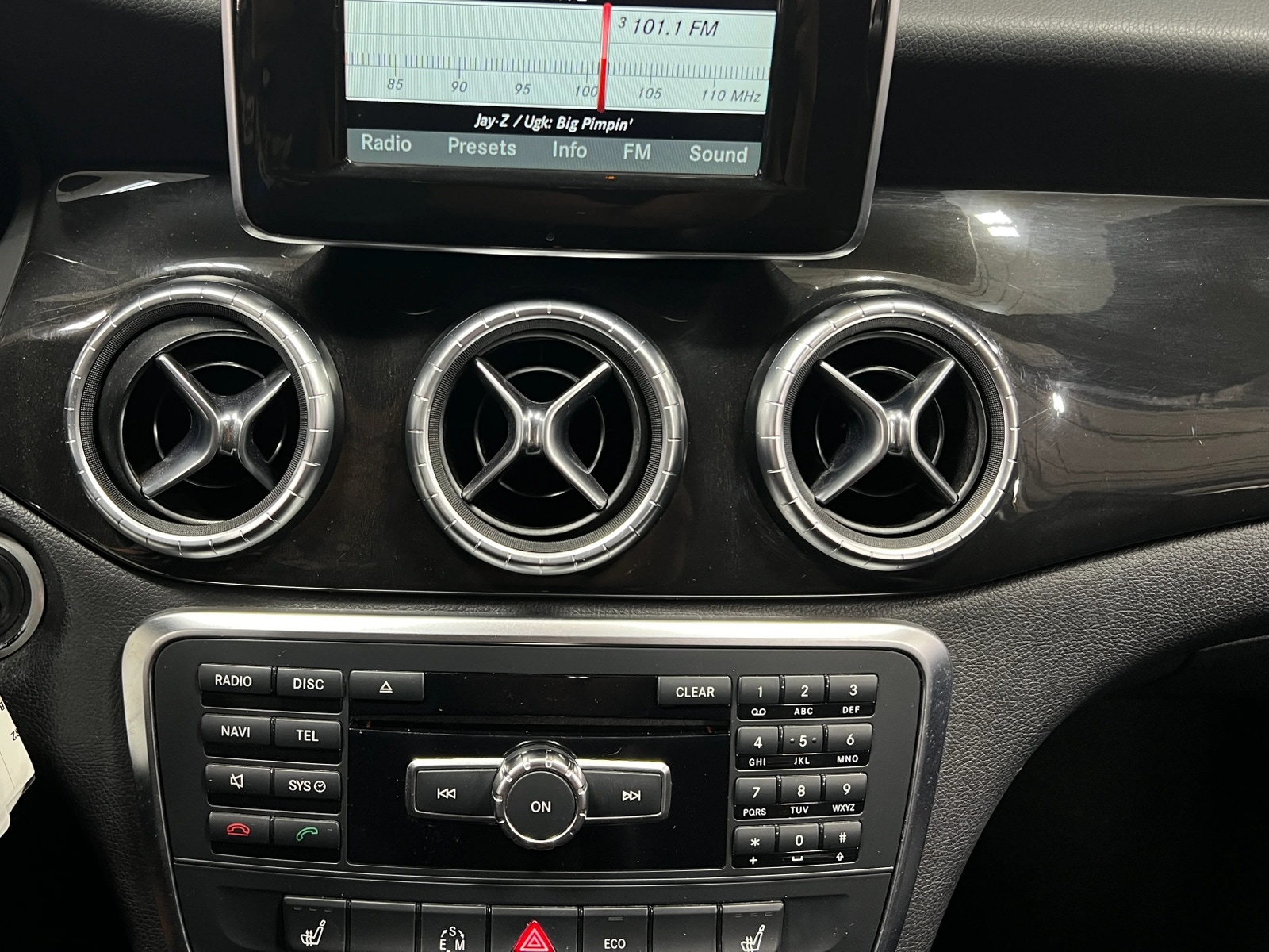 Thumbnail: 2014 Mercedes-Benz CLA - 3
