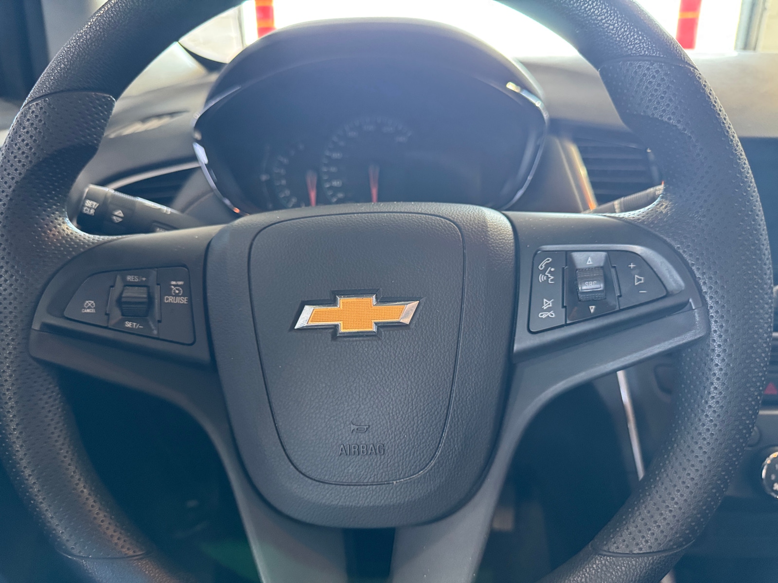 Thumbnail: 2021 Chevrolet Trax - 5