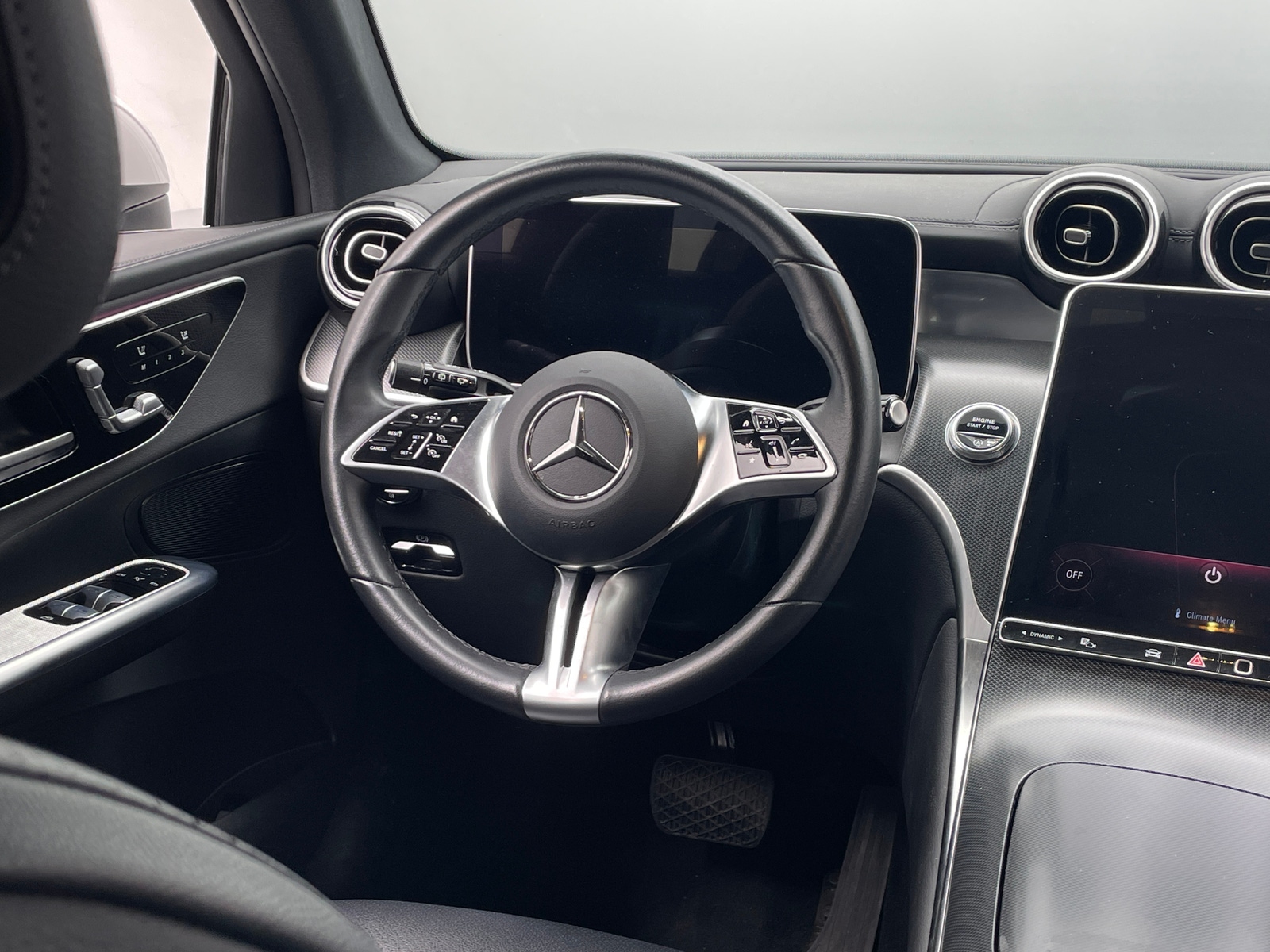 Thumbnail: 2024 Mercedes-Benz GLC - 4