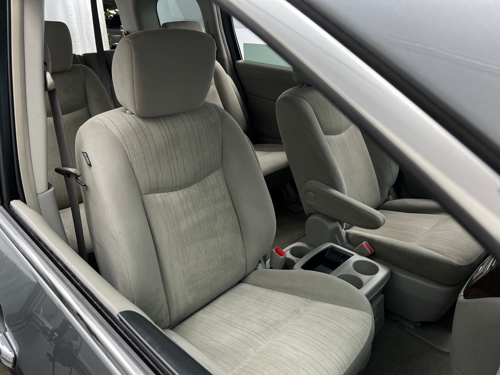 Thumbnail: 2014 Nissan Quest - 2