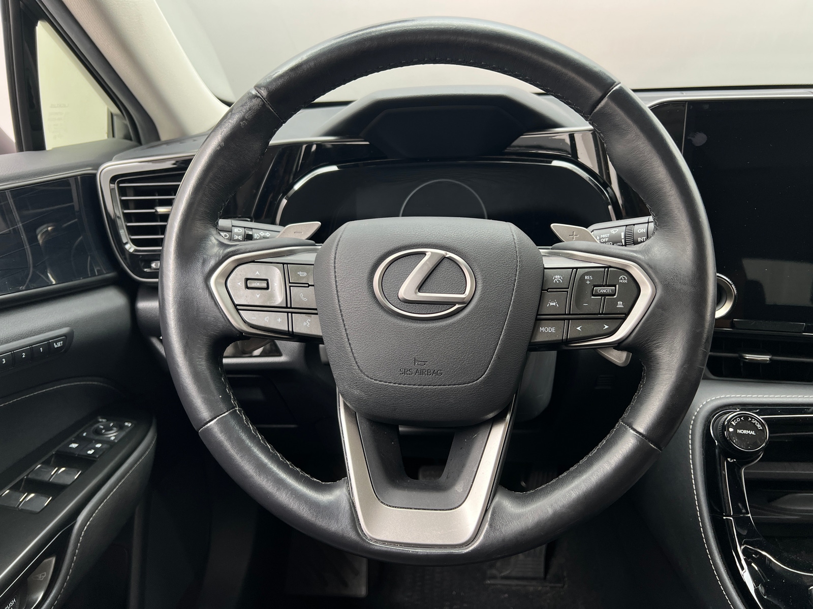 Thumbnail: 2022 Lexus NX - 4