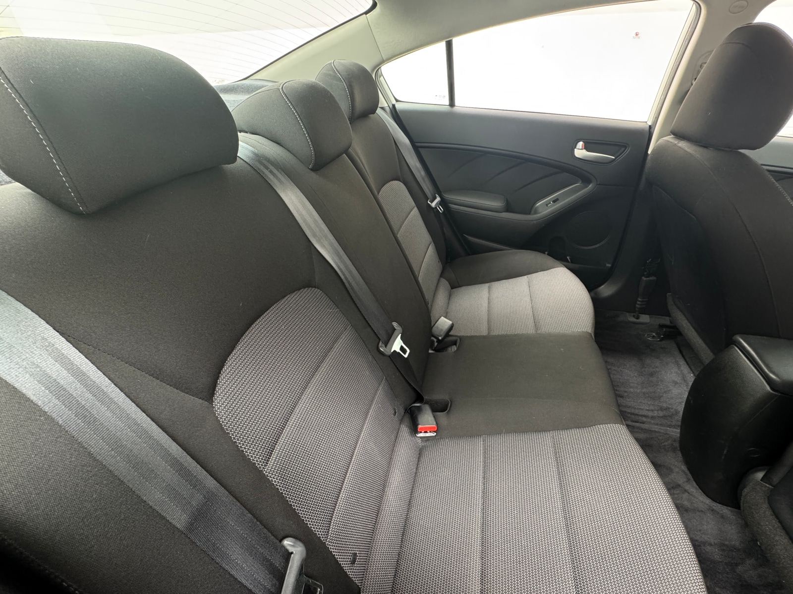 Thumbnail: 2018 Kia Forte - 6