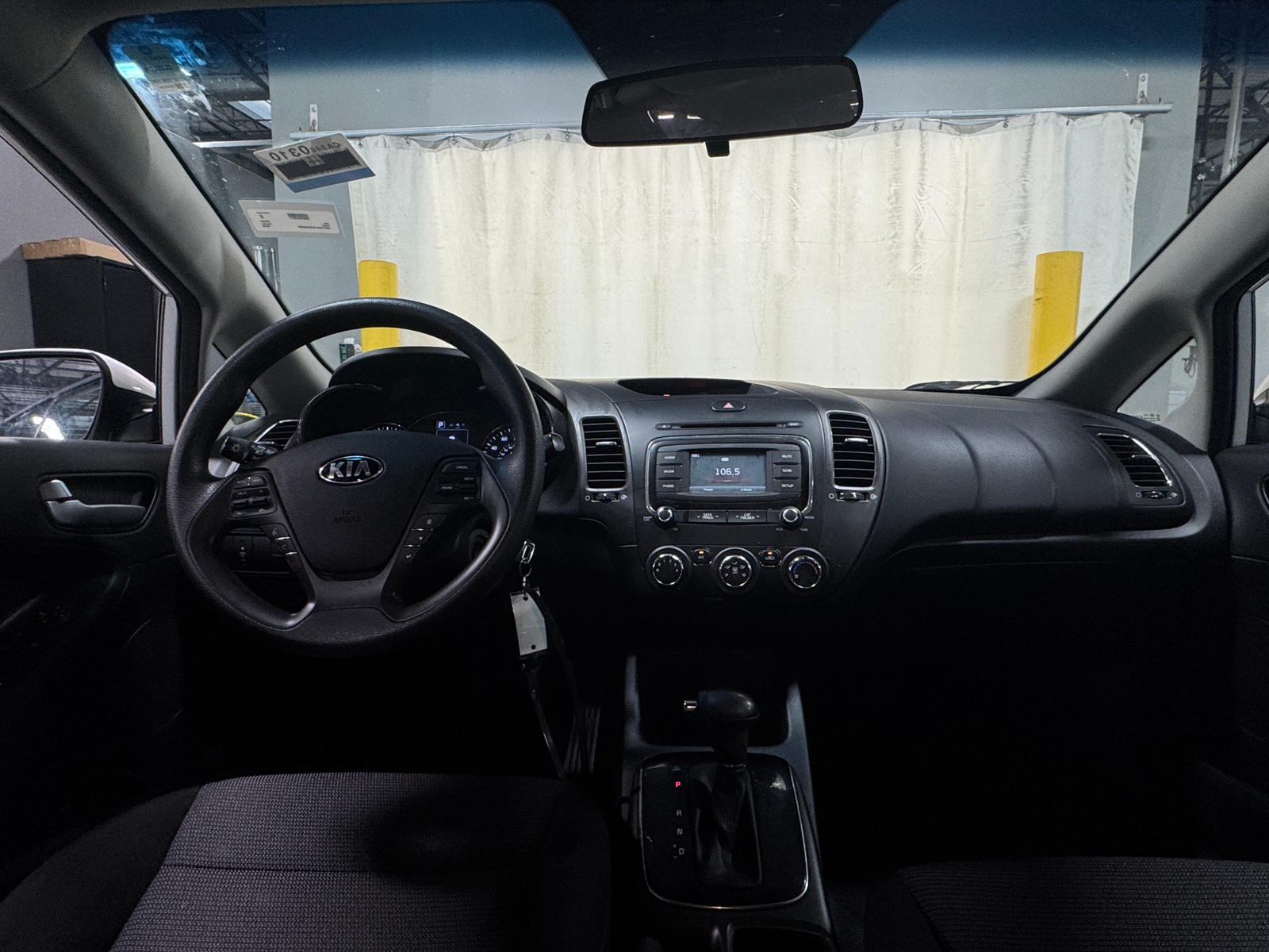 Thumbnail: 2018 Kia Forte - 3