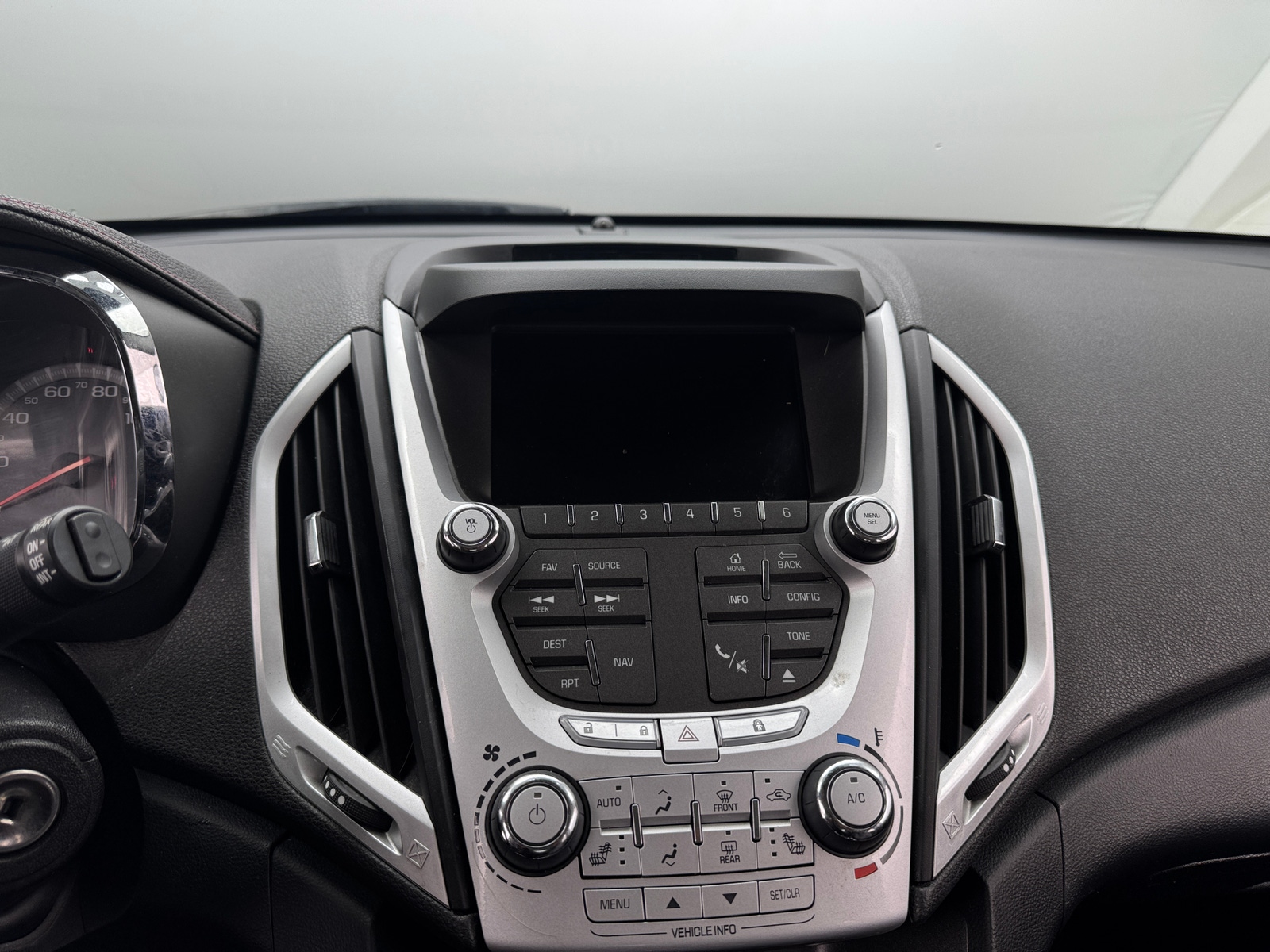 Thumbnail: 2015 GMC Terrain - 3
