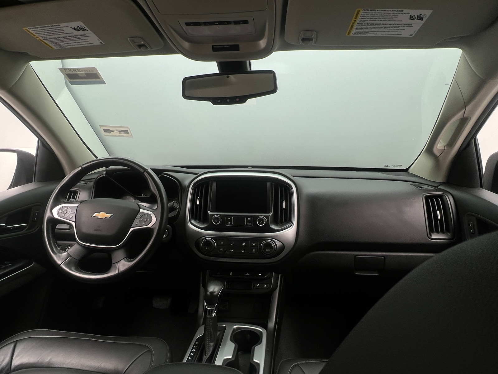 Thumbnail: 2022 Chevrolet Colorado - 3
