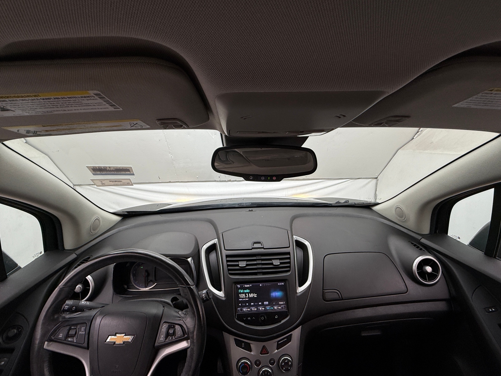 Thumbnail: 2016 Chevrolet Trax - 3
