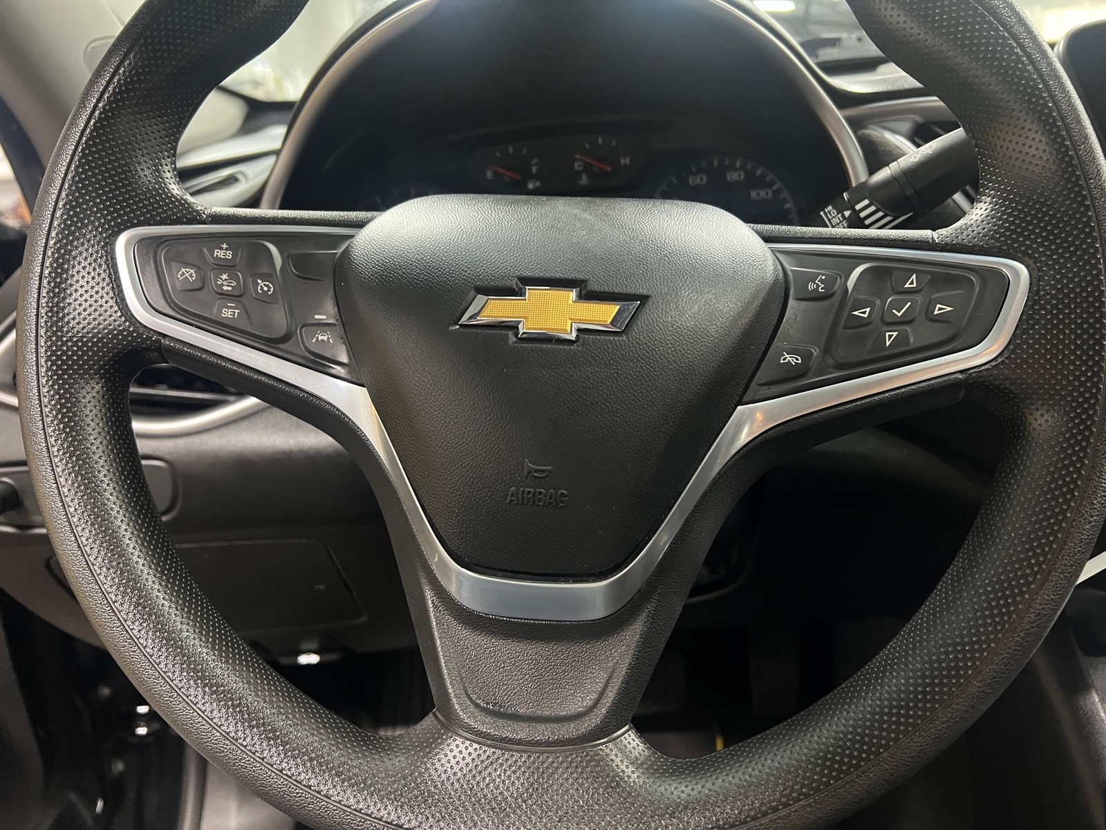 Thumbnail: 2022 Chevrolet Malibu - 5